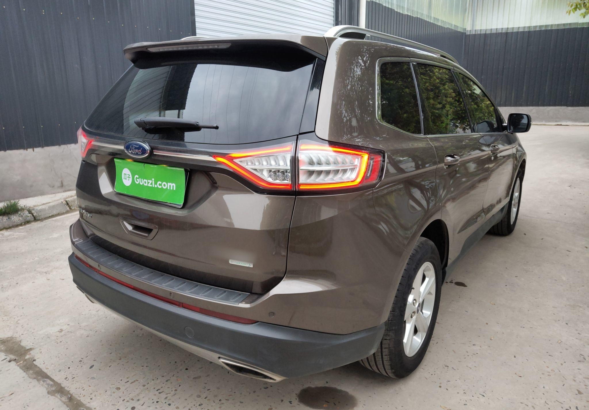 Used Ford Edge 2016 EcoBoost 245 Two-Wheel-Drive Titanium 5-Seater
