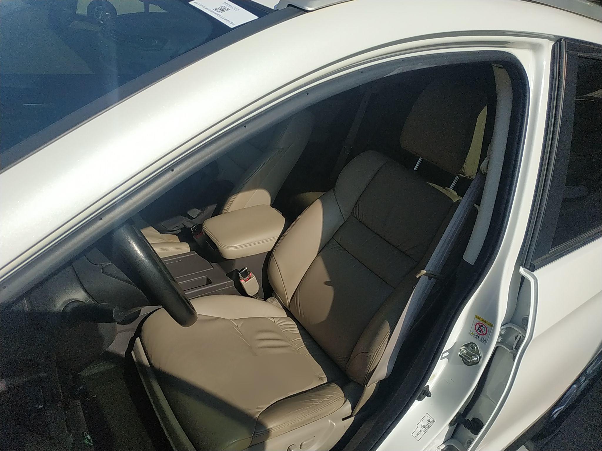 Used Honda CR-V 2013 2.4L Two-Wheel-Drive Luxury Edition
