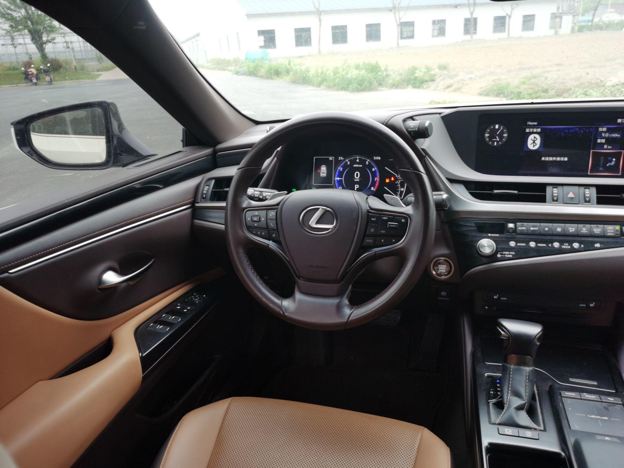 Used Lexus ES 2020 200 Excellence Edition
