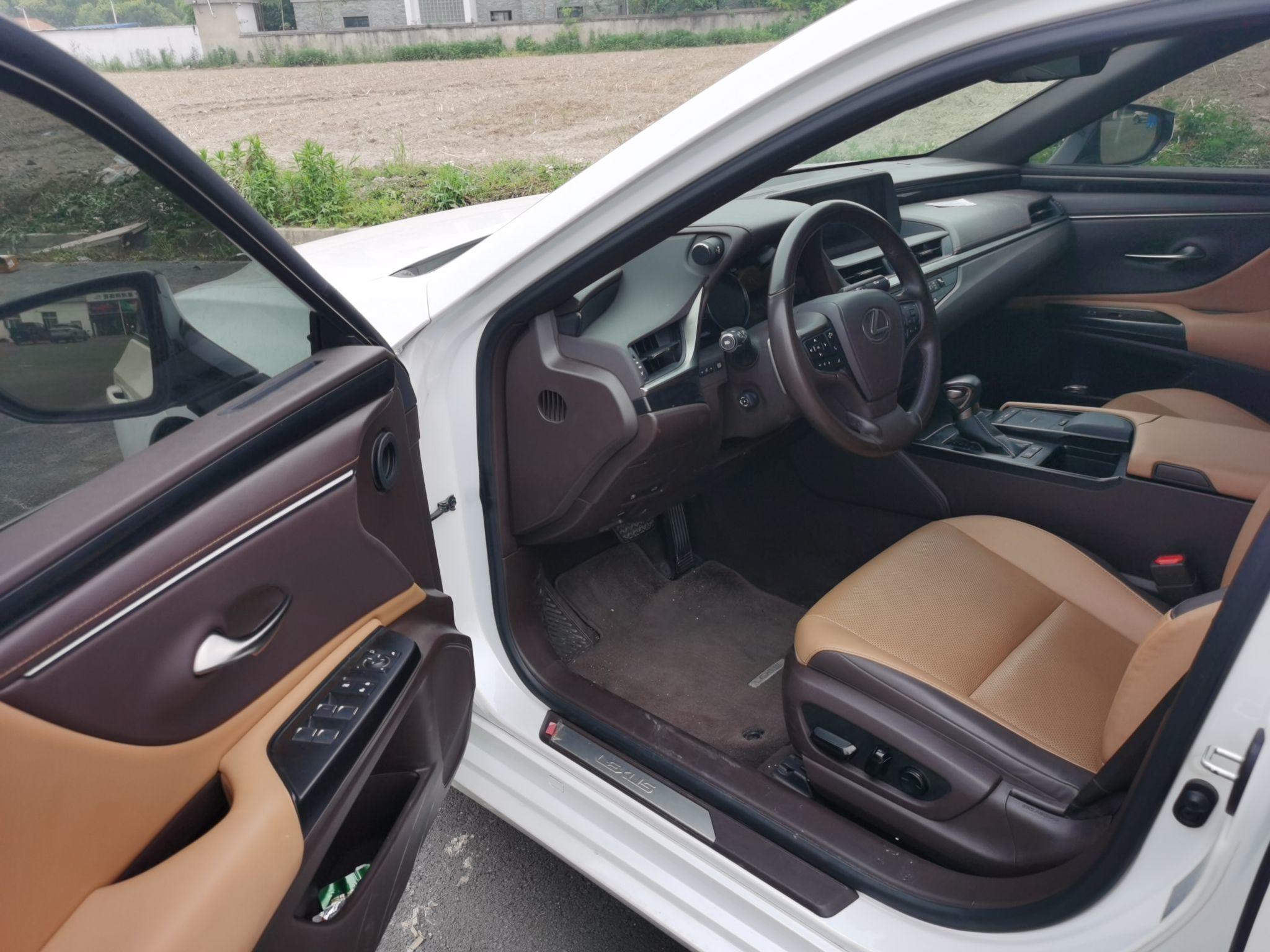 Used Lexus ES 2020 200 Excellence Edition
