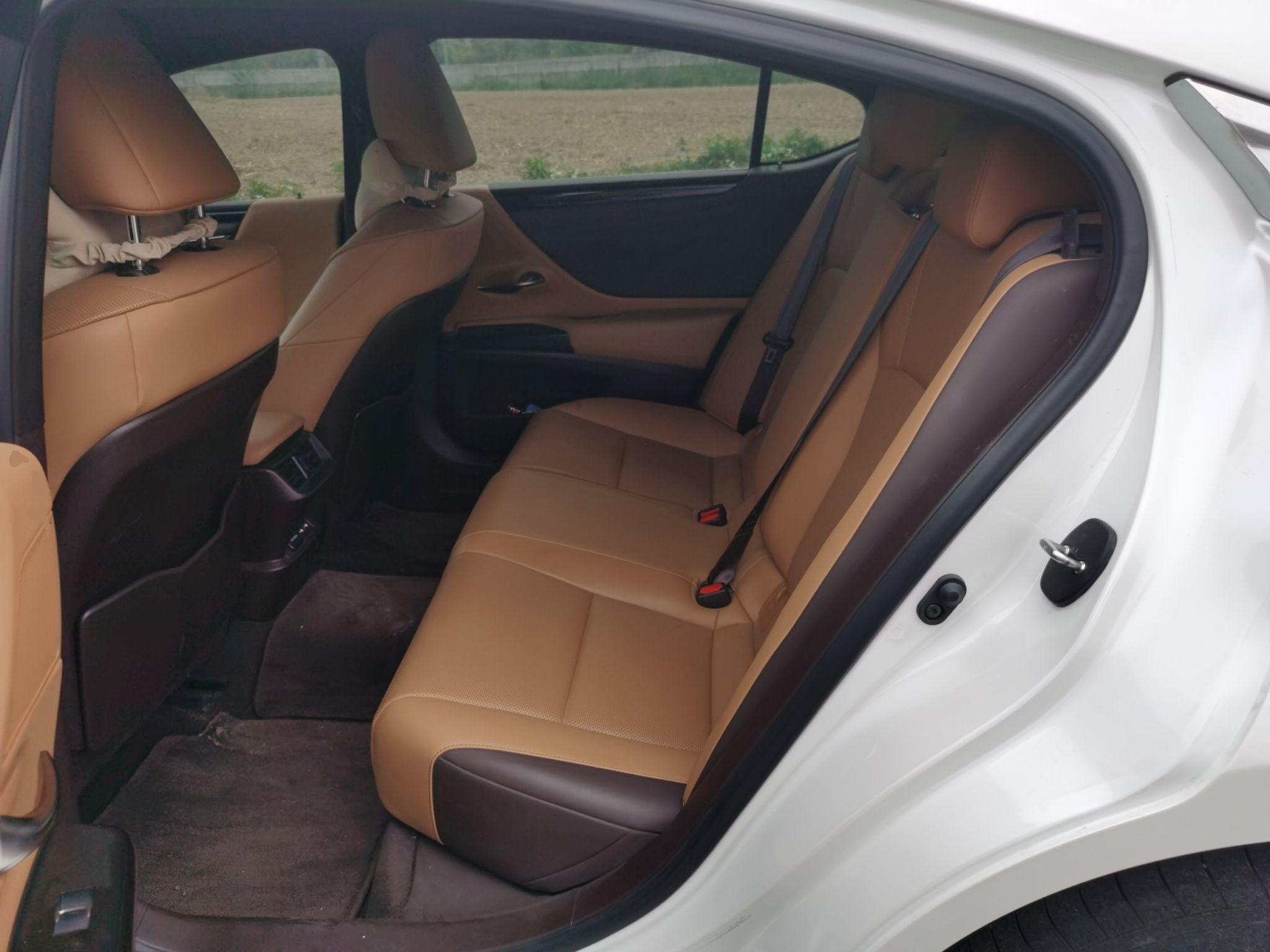 Used Lexus ES 2020 200 Excellence Edition
