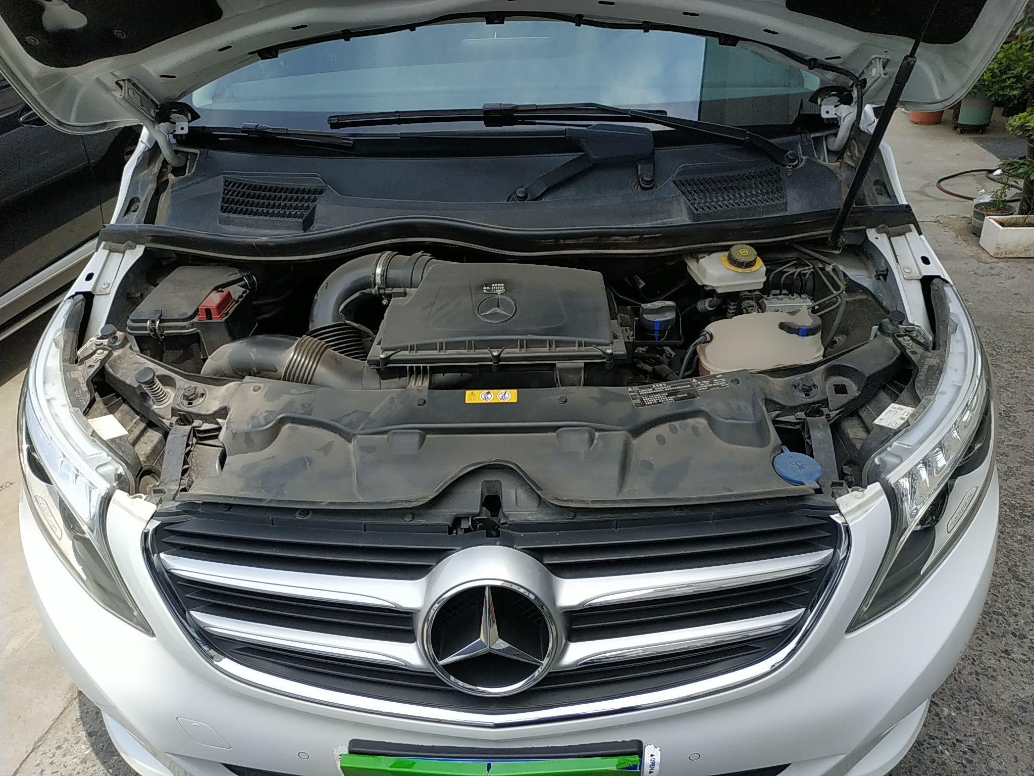 Used Mercedes-Benz V-Class 2017 V 260 Avantgarde Edition
