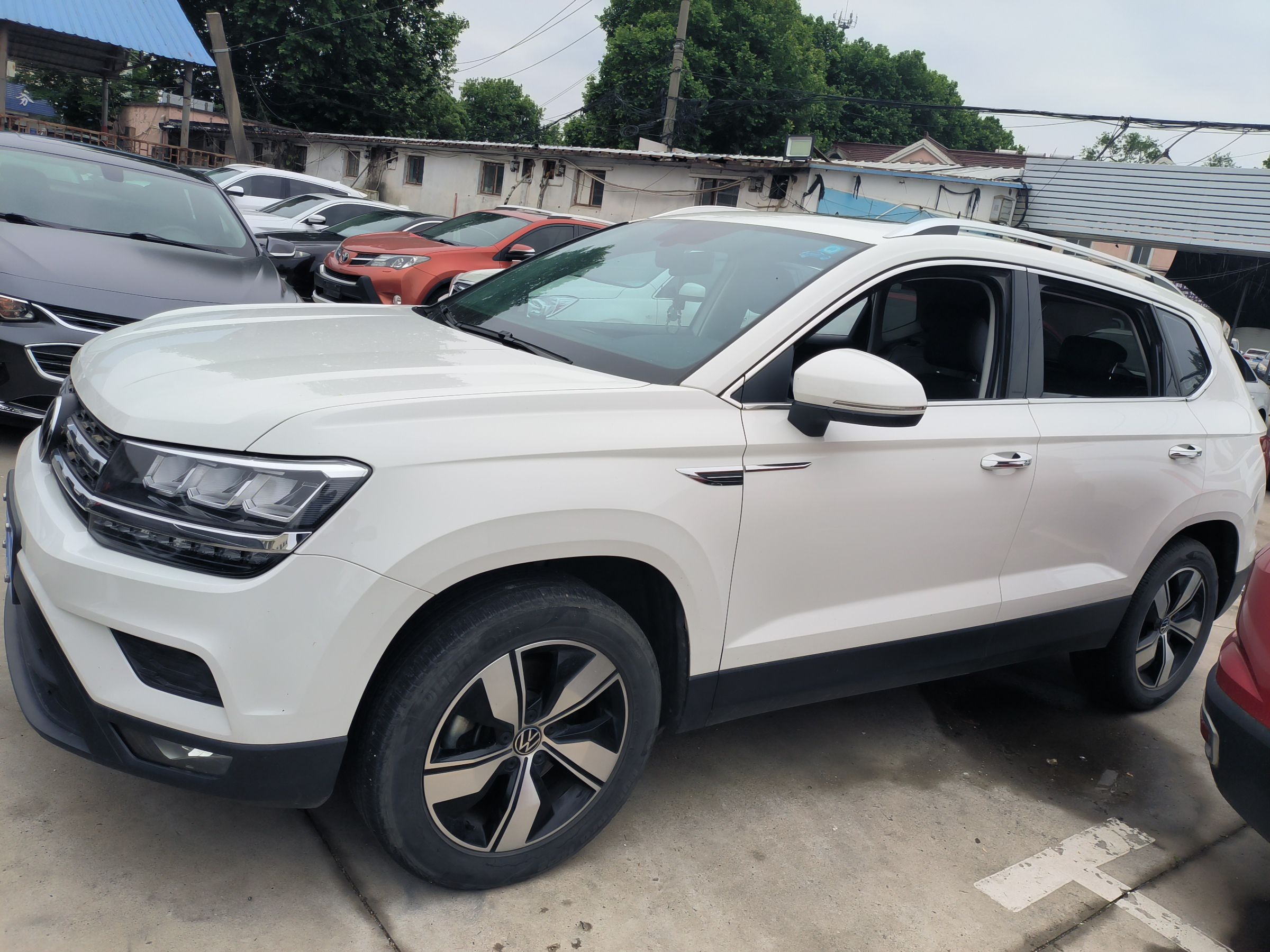 Used Volkswagen Tharu 2021 280TSI Two-Wheel Drive Comfort Edition
