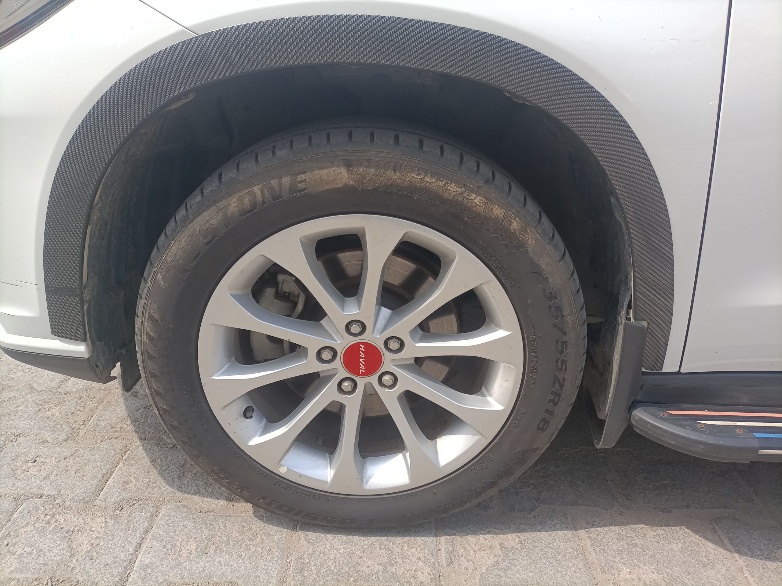 Used Haval H2 2018 Red-Label 1.5T Dual-Clutch Two-Wheel-Drive Luxury Model
