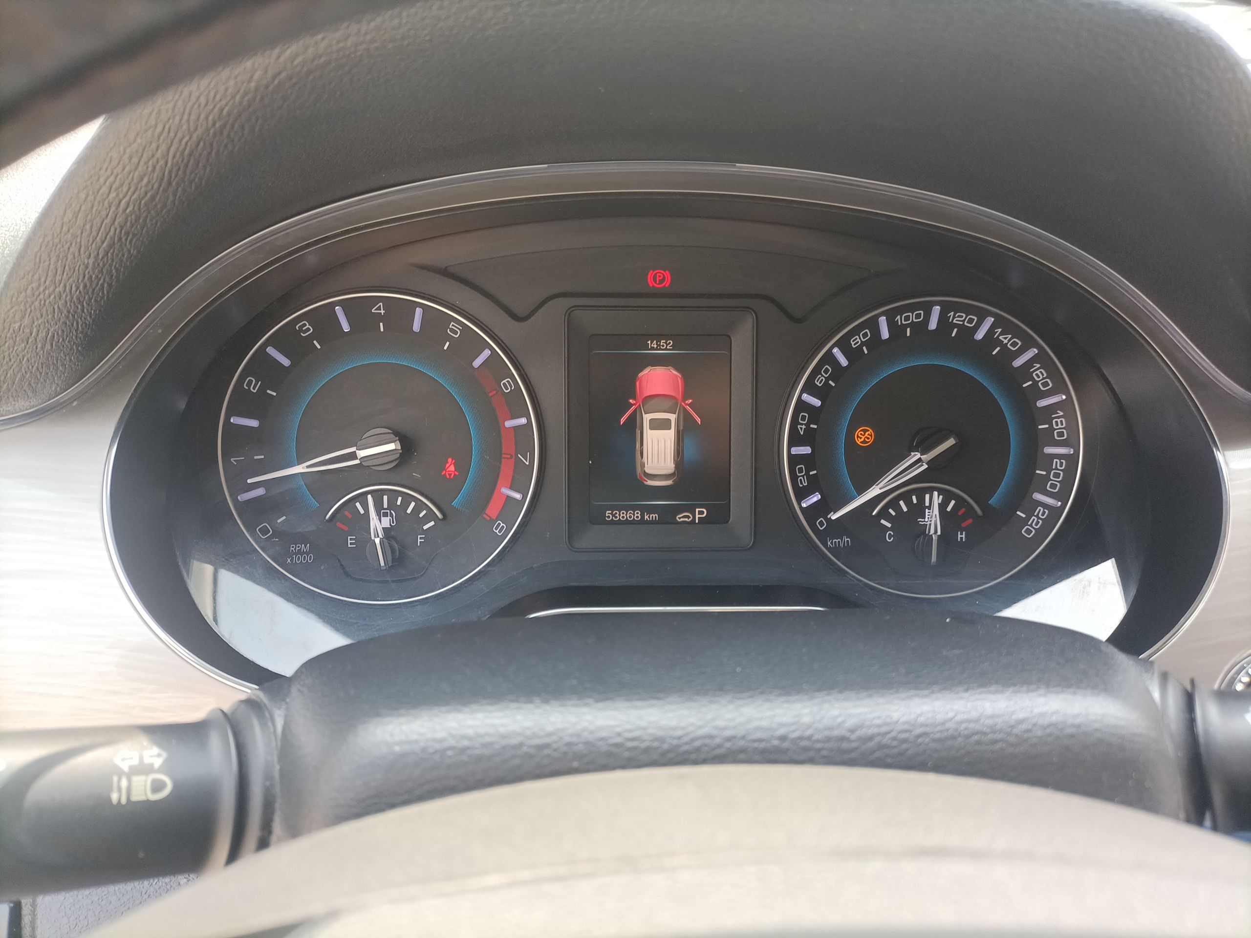 Used Haval H2 2018 Red-Label 1.5T Dual-Clutch Two-Wheel-Drive Luxury Model
