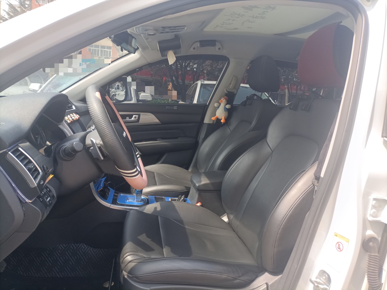 Used Haval H2 2018 Red-Label 1.5T Dual-Clutch Two-Wheel-Drive Luxury Model
