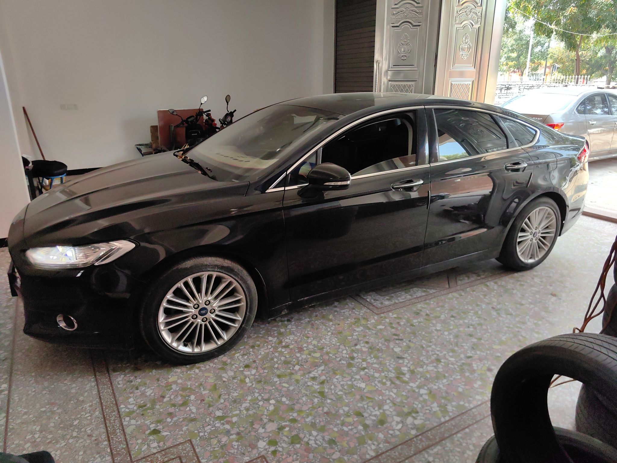 Used Ford Mondeo 2013 2.0L GTDi240 Flagship Edition
