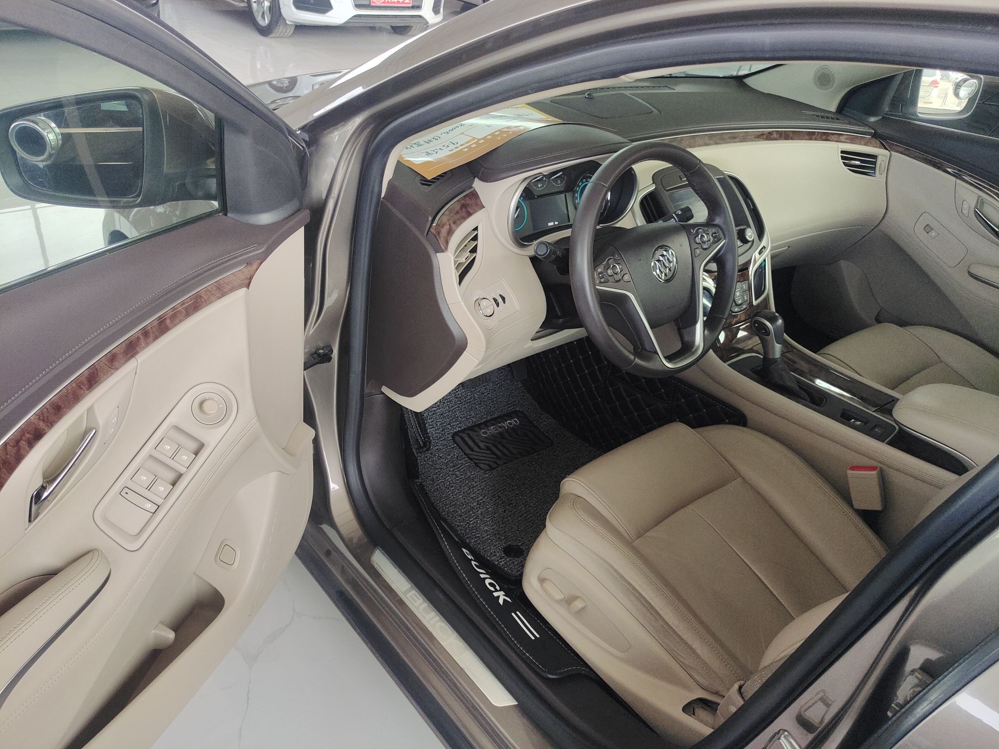 Used Buick LaCrosse 2013 2.4L SIDI Leading Comfort Version
