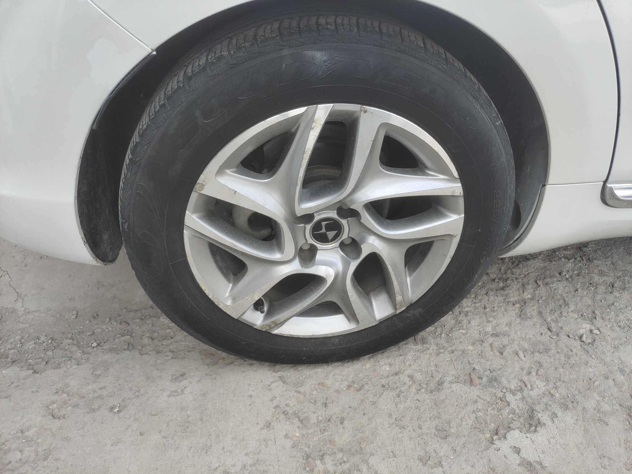 Used  5 2015 1.6T Elegant Edition THP160