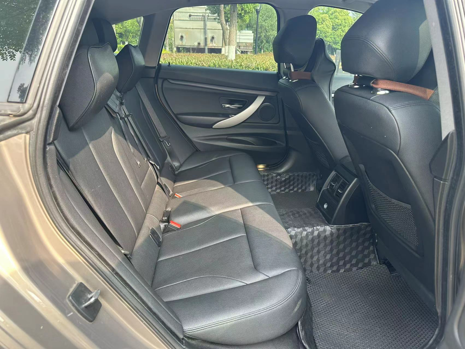 Used BMW 3 Series GT 2016 320i Fashion Model
