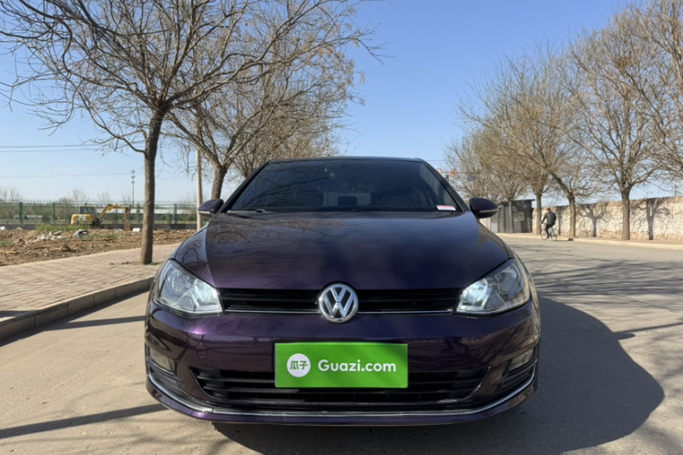 Used Volkswagen Golf 2016 230TSI Automatic Luxury Version
