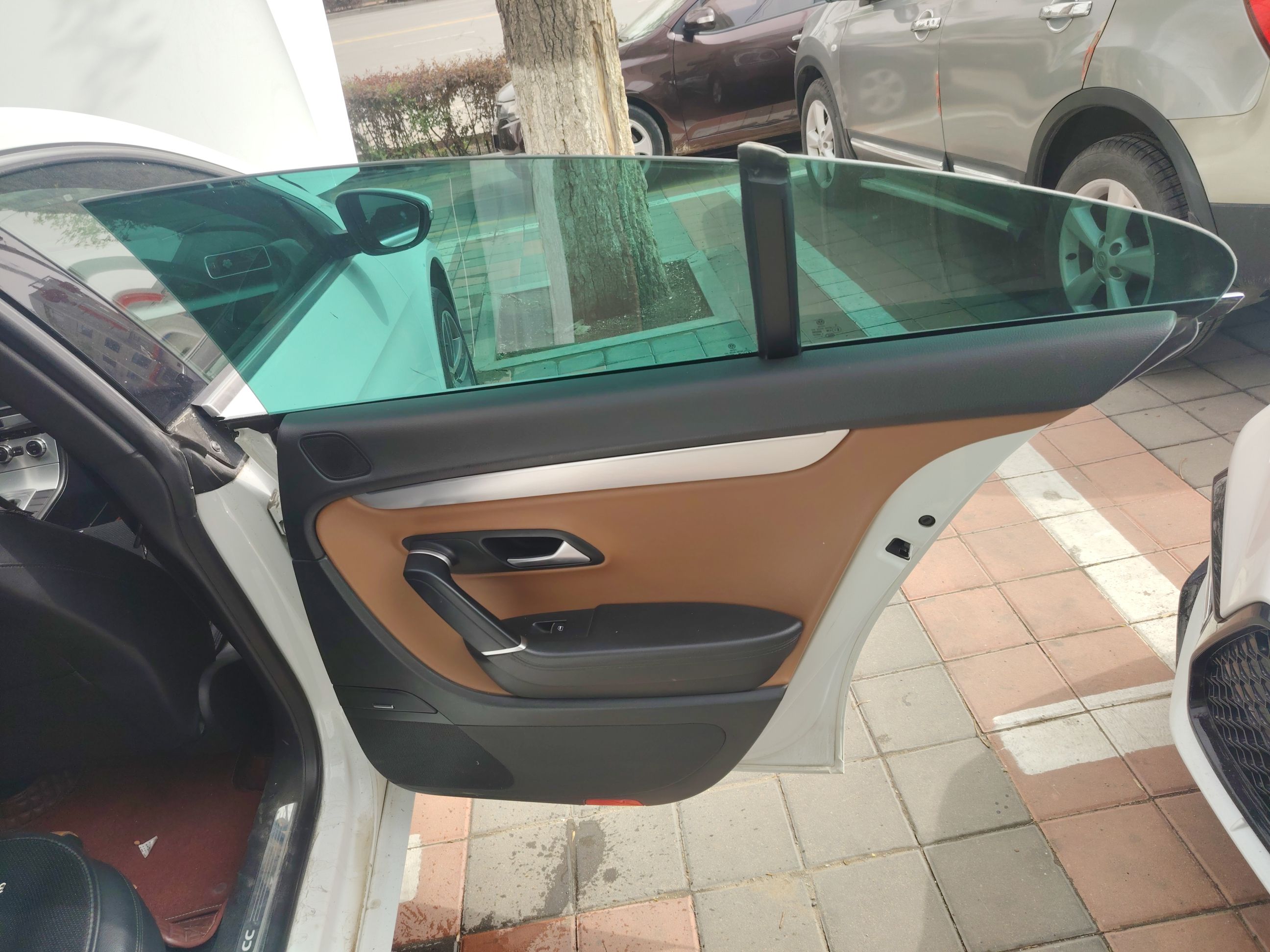 Used Volkswagen FAW-Volkswagen CC 2015 2.0 TSI Luxury Model
