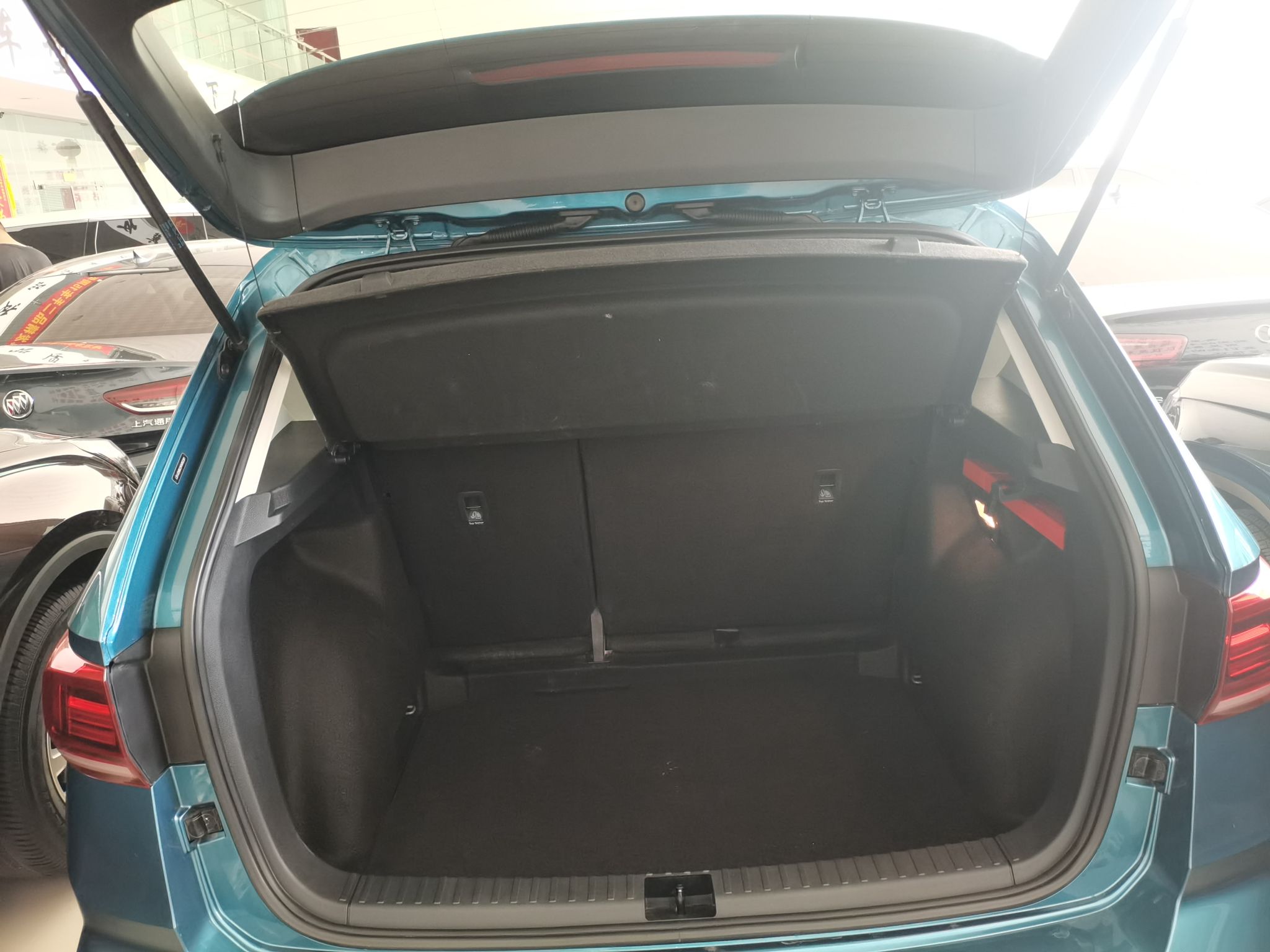 Used Volkswagen Tharu 2020 280TSI Two-Wheel Drive Comfort Edition China VI Standard
