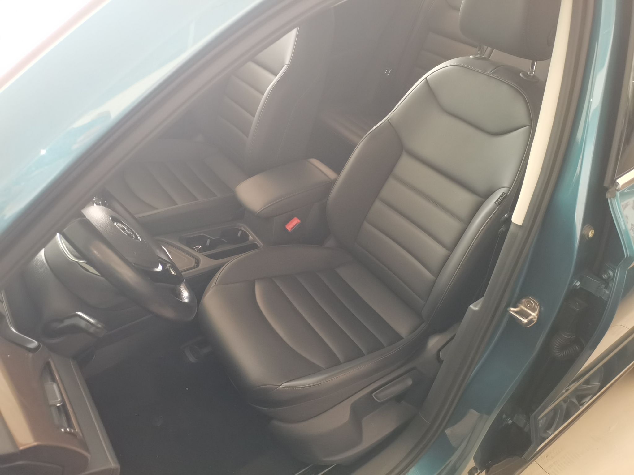 Used Volkswagen Tharu 2020 280TSI Two-Wheel Drive Comfort Edition China VI Standard
