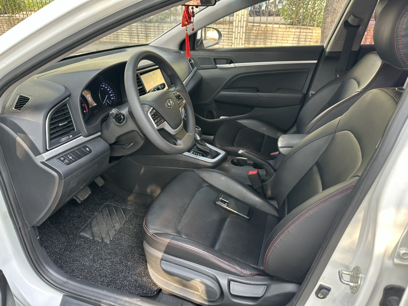 Used Hyundai Elantra 2016 1.6L Automatic ZhiXuan – Elite Version
