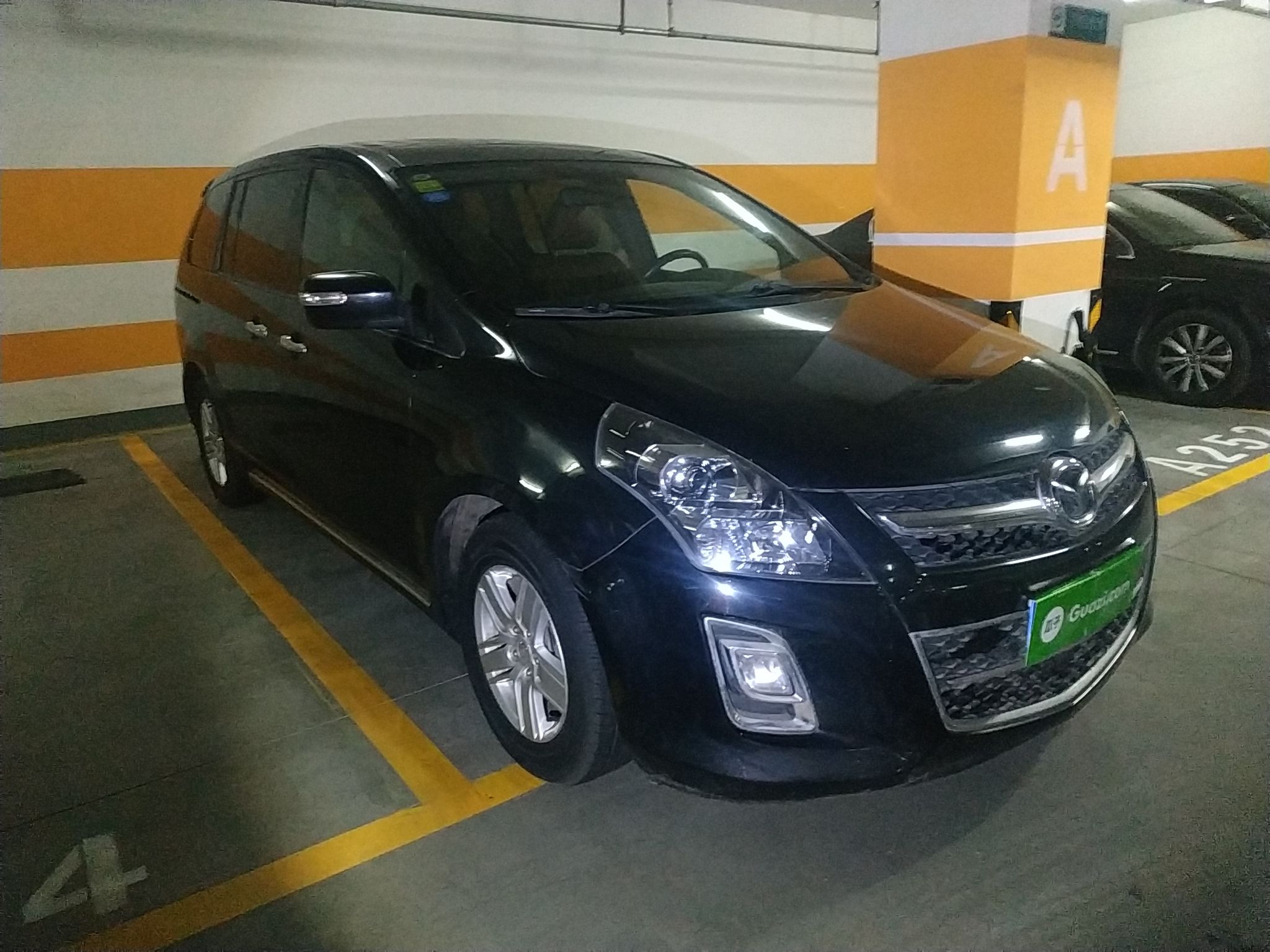 Used Mazda Mazda 8 2011 2.3L Ultimate Edition