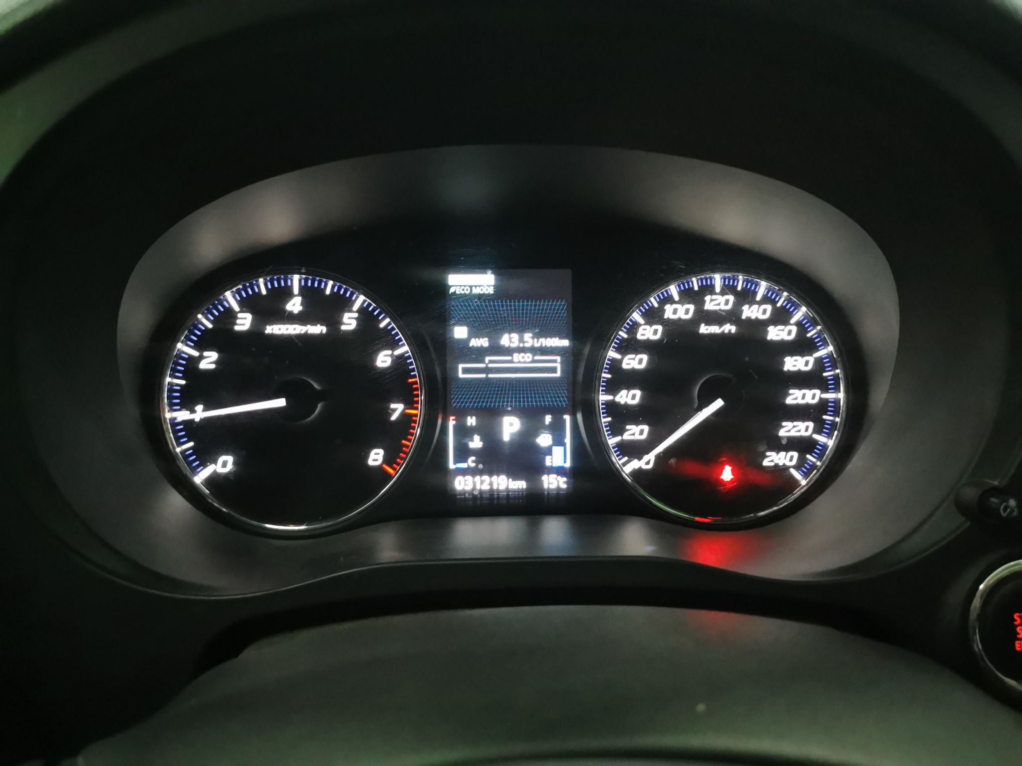 Used Mitsubishi Outlander 2018 2.4L 4x4 Luxury Edition 7-Seater
