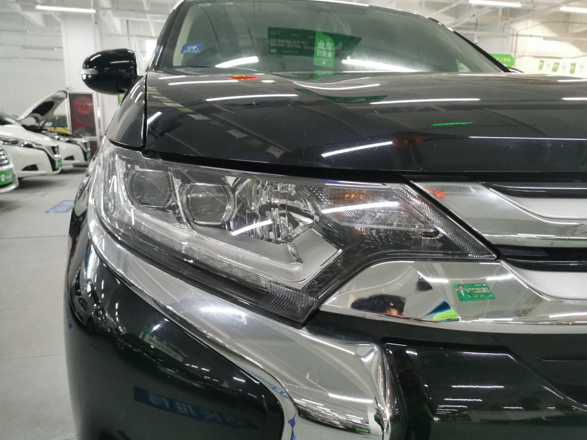 Used Mitsubishi Outlander 2018 2.4L 4x4 Luxury Edition 7-Seater
