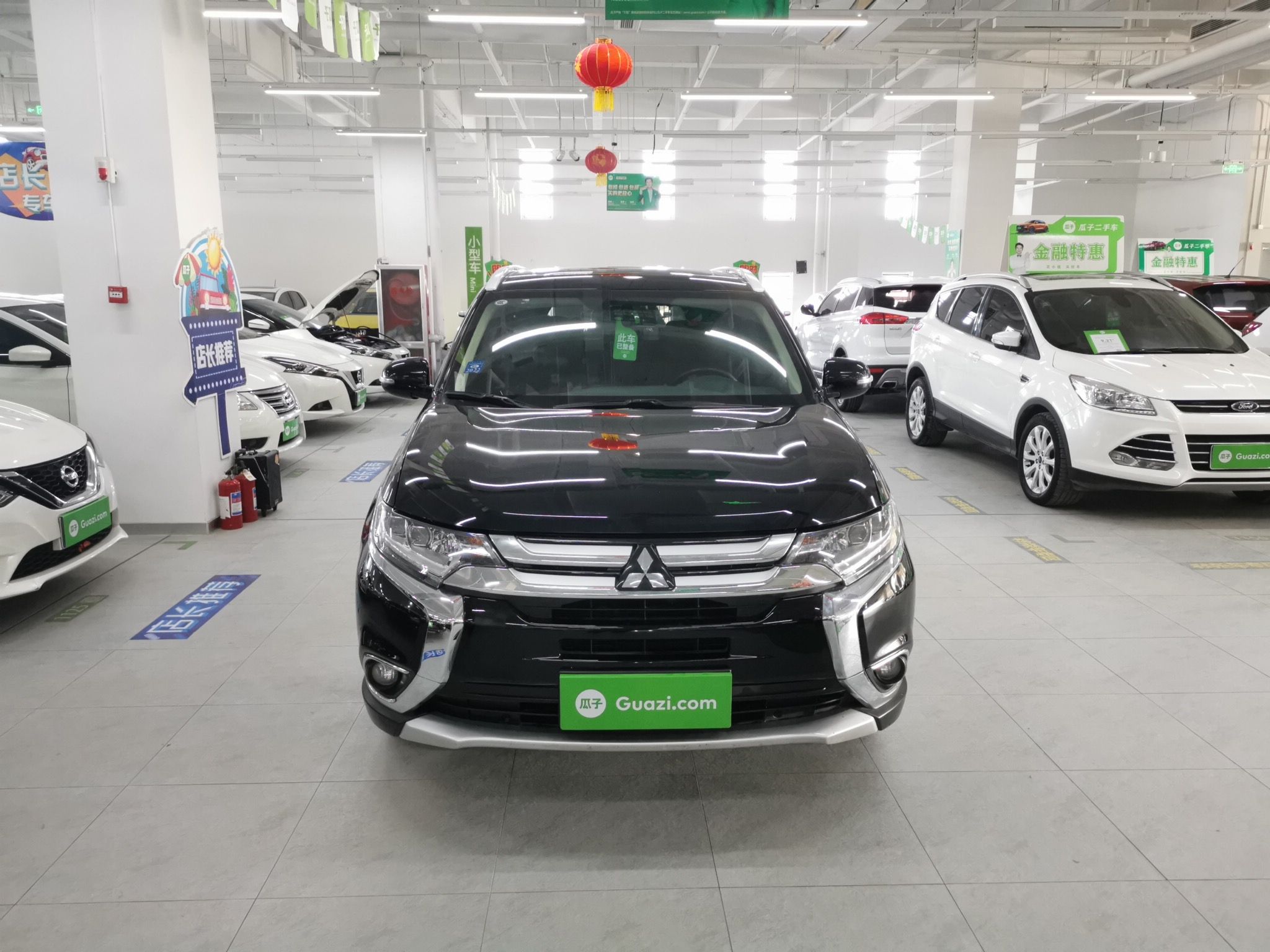 Used Mitsubishi Outlander 2018 2.4L 4x4 Luxury Edition 7-Seater
