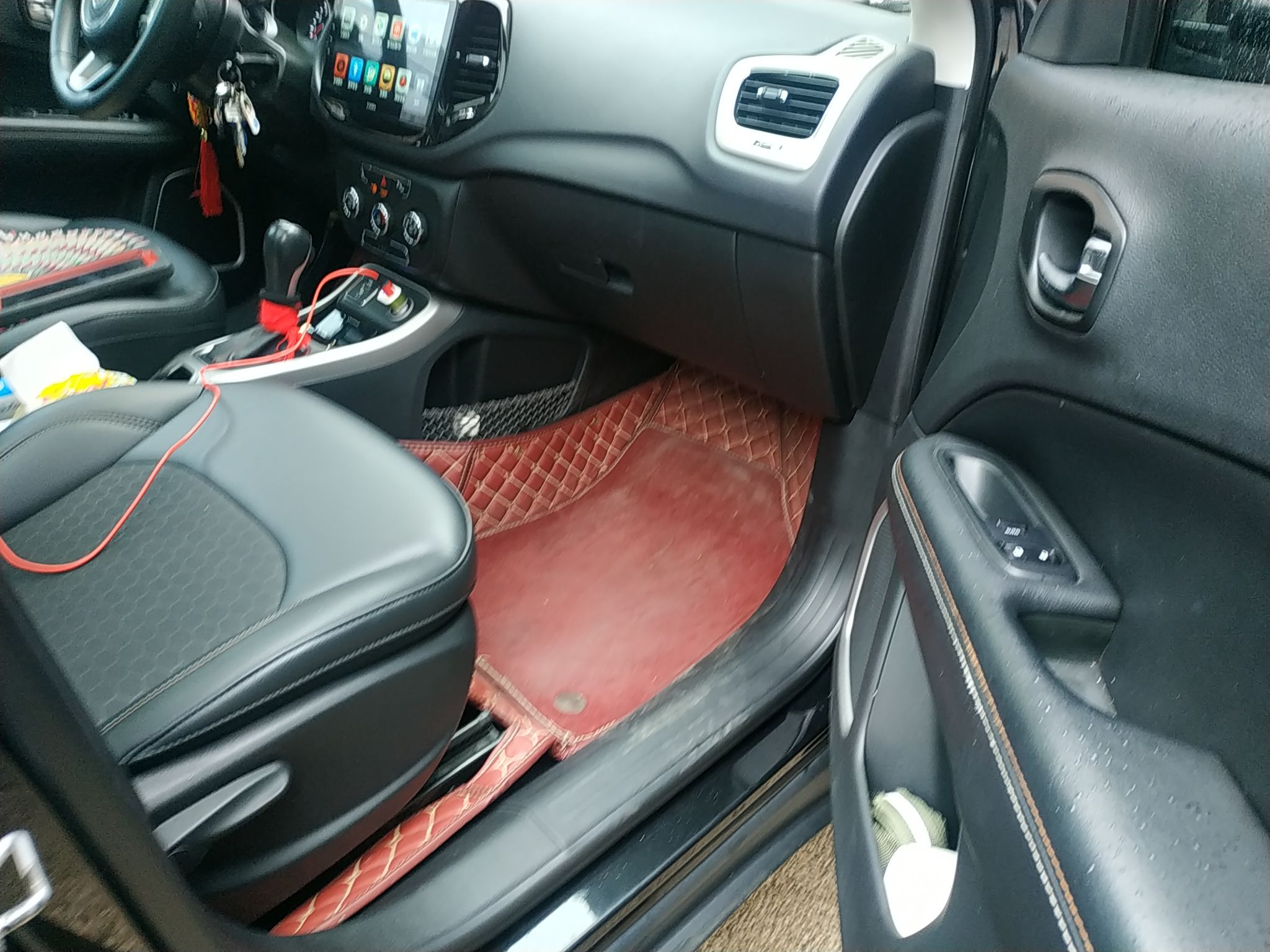 Used  Compass 2017 200T Automatic Enjoyment Version
