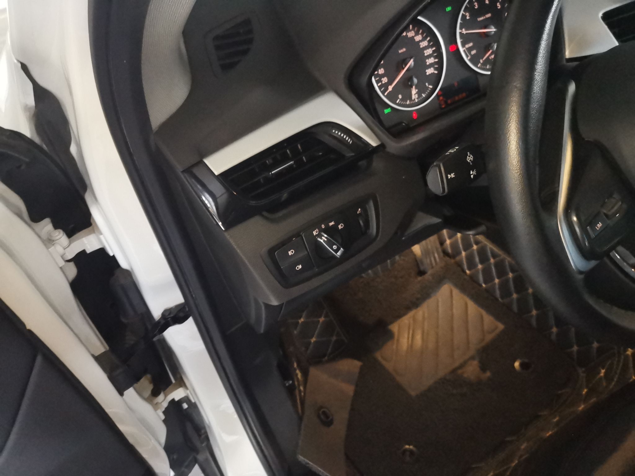 Used BMW X1 2016 sDrive18Li Premium Edition
