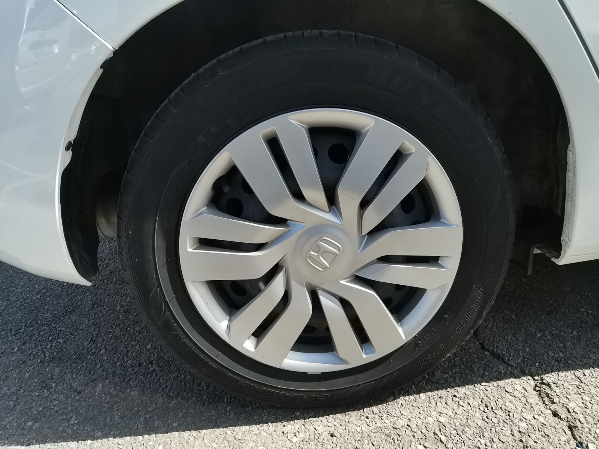 Used Honda Fit 2016 1.5L LXS CVT Comfort Sunroof Version
