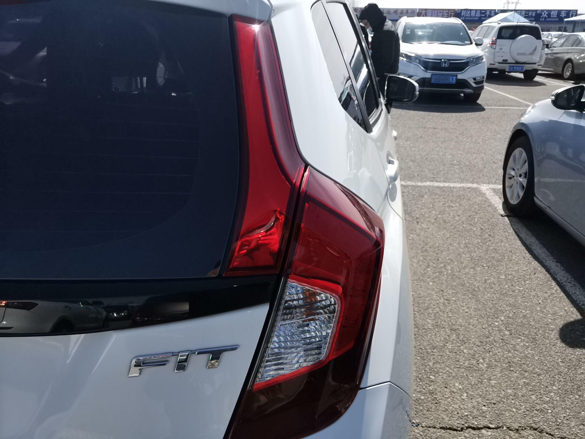 Used Honda Fit 2016 1.5L LXS CVT Comfort Sunroof Version
