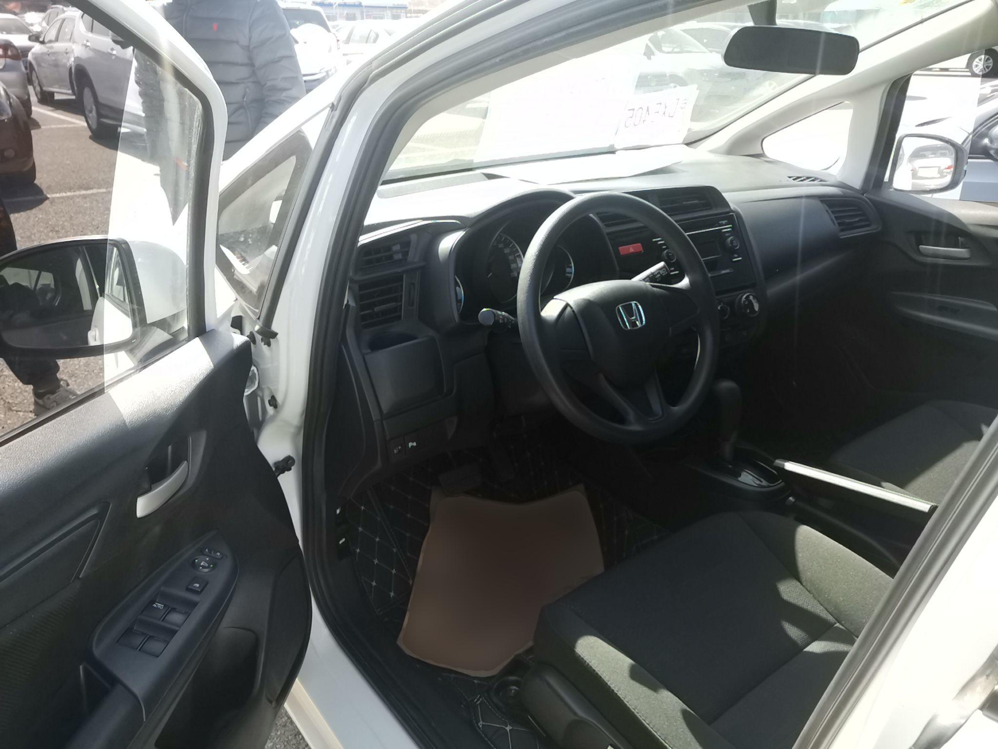 Used Honda Fit 2016 1.5L LXS CVT Comfort Sunroof Version
