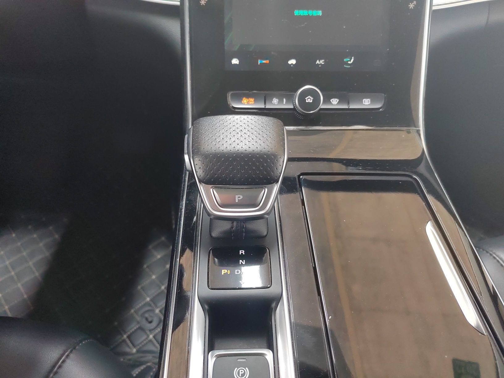 Used Roewe RX5 MAX 2019 400TGI Automatic 4G Connect Luxury Edition
