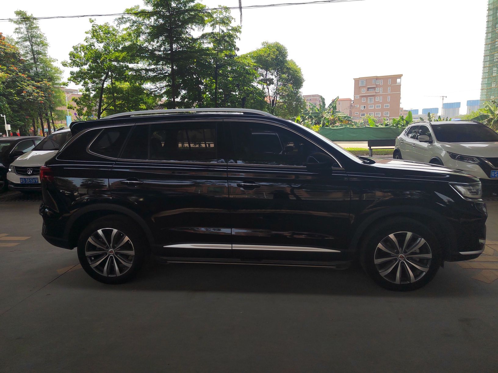 Used Roewe RX5 MAX 2019 400TGI Automatic 4G Connect Luxury Edition
