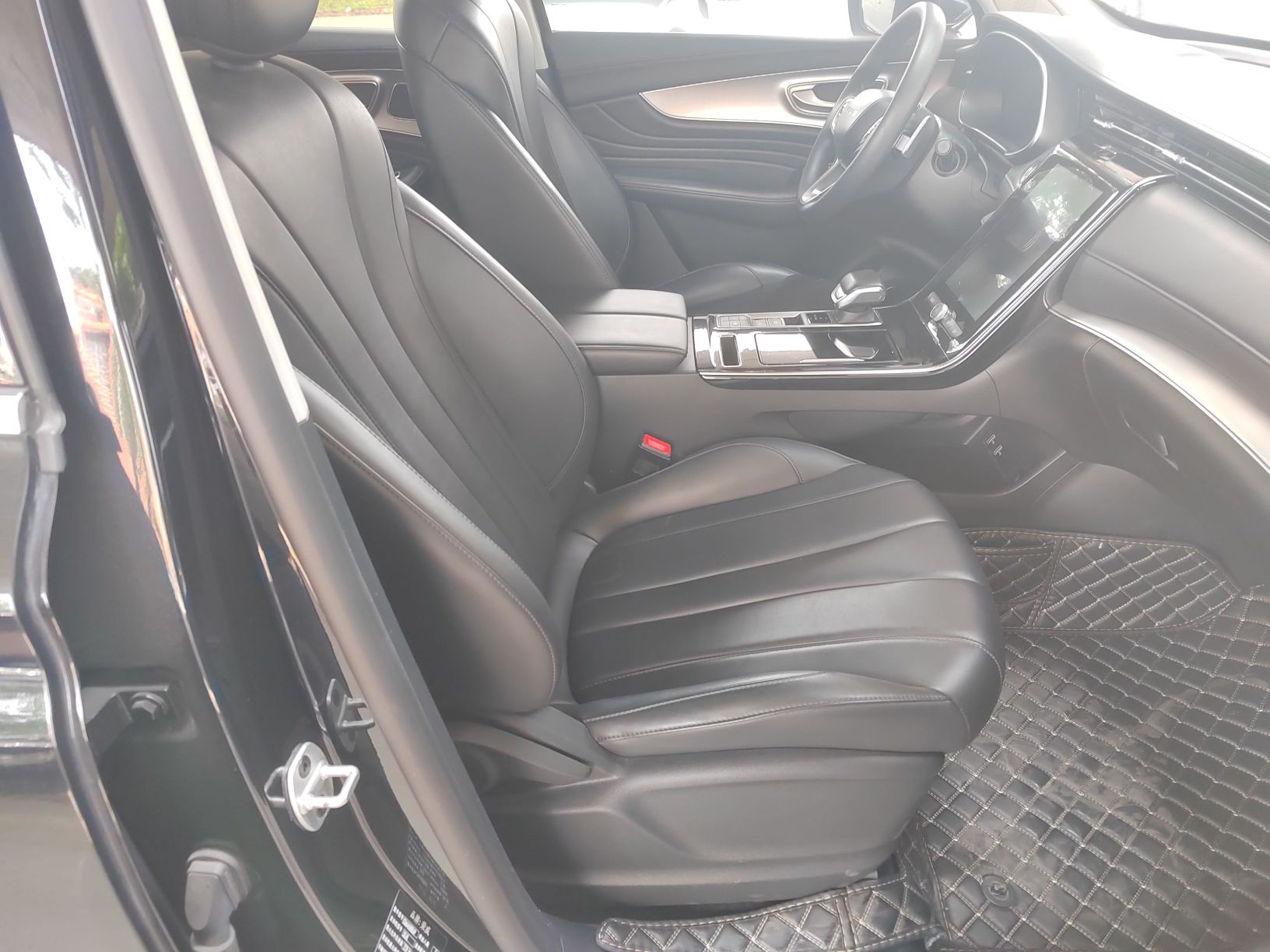 Used Roewe RX5 MAX 2019 400TGI Automatic 4G Connect Luxury Edition
