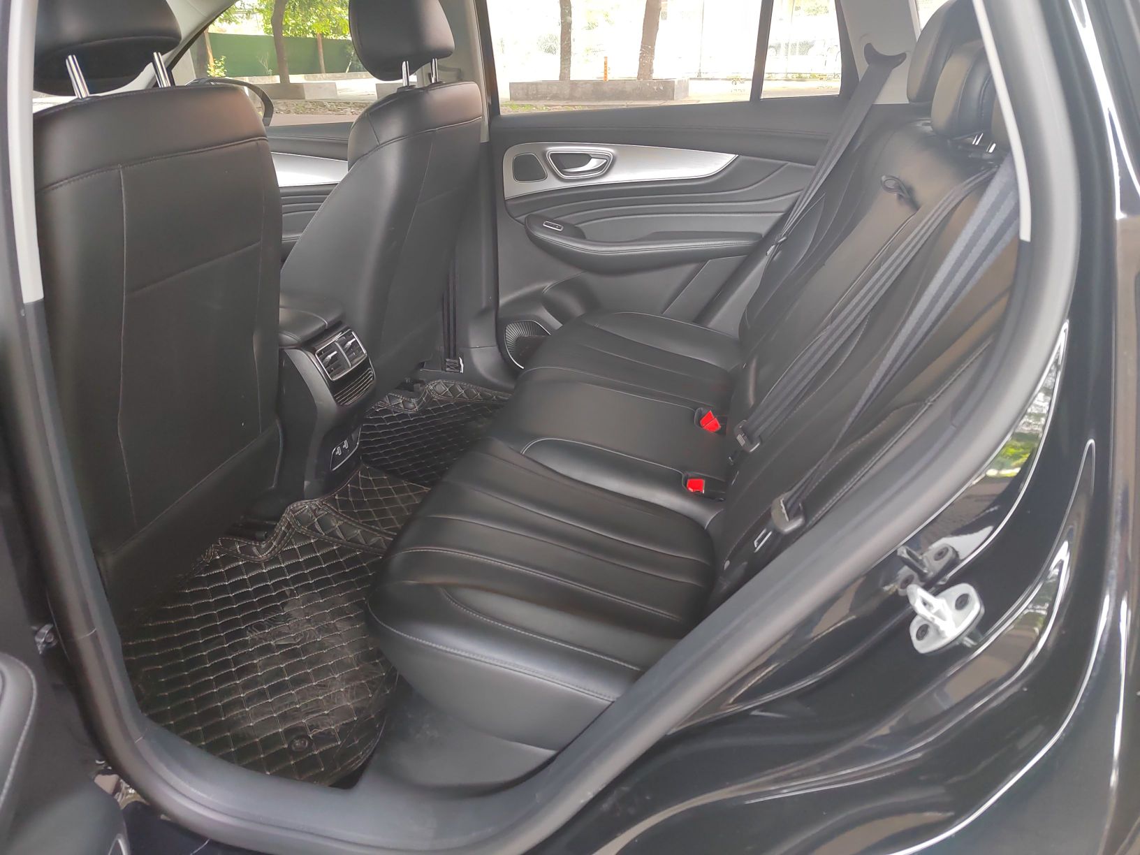 Used Roewe RX5 MAX 2019 400TGI Automatic 4G Connect Luxury Edition
