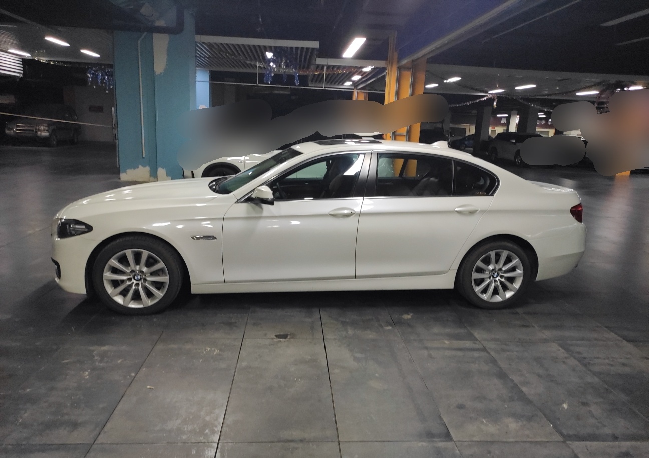 Used BMW 5 Series 2014 530Li Leading Model
