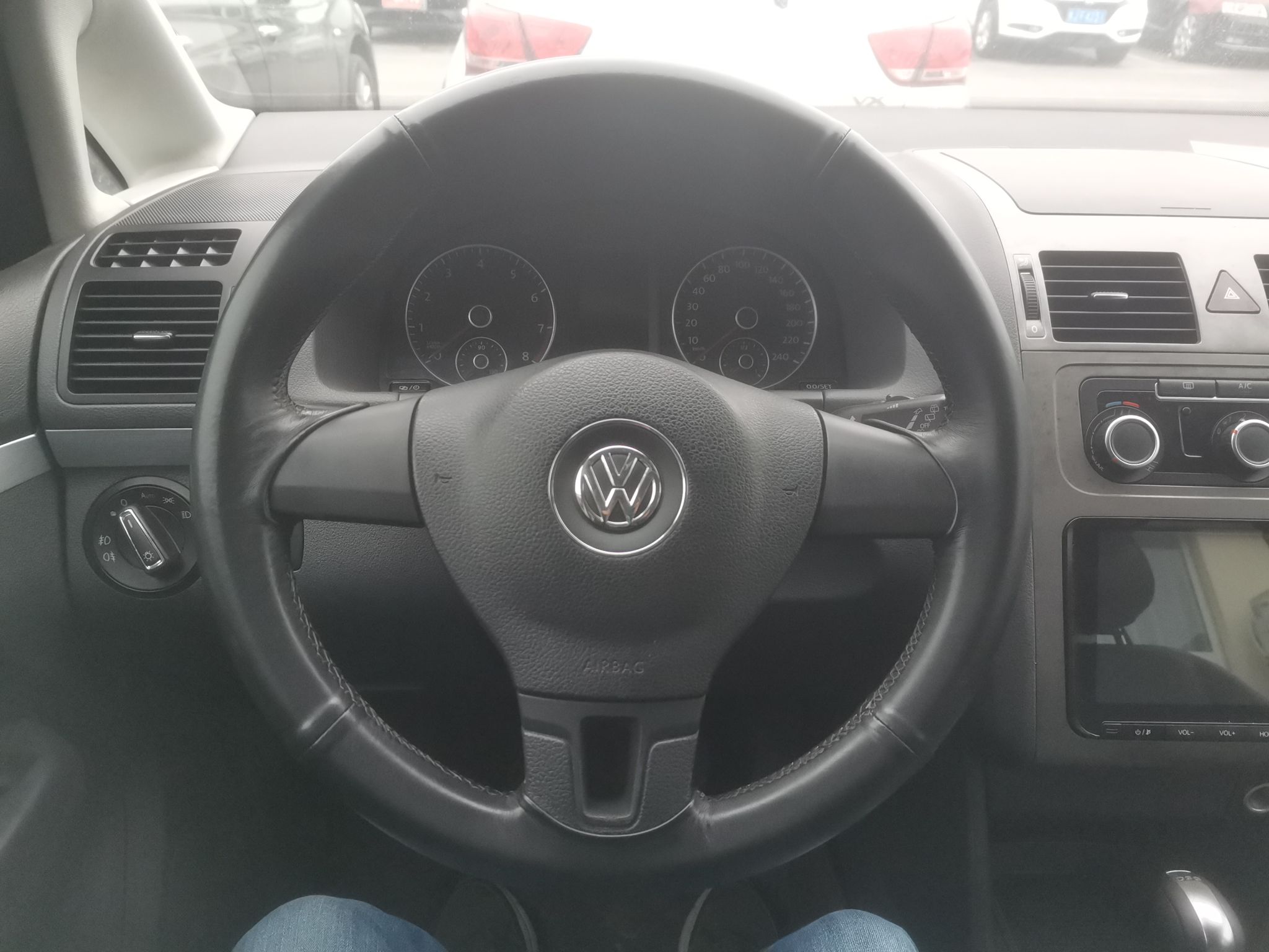 Used Volkswagen Touran 2013 1.4T DSG Comfort Edition 5-Seater
