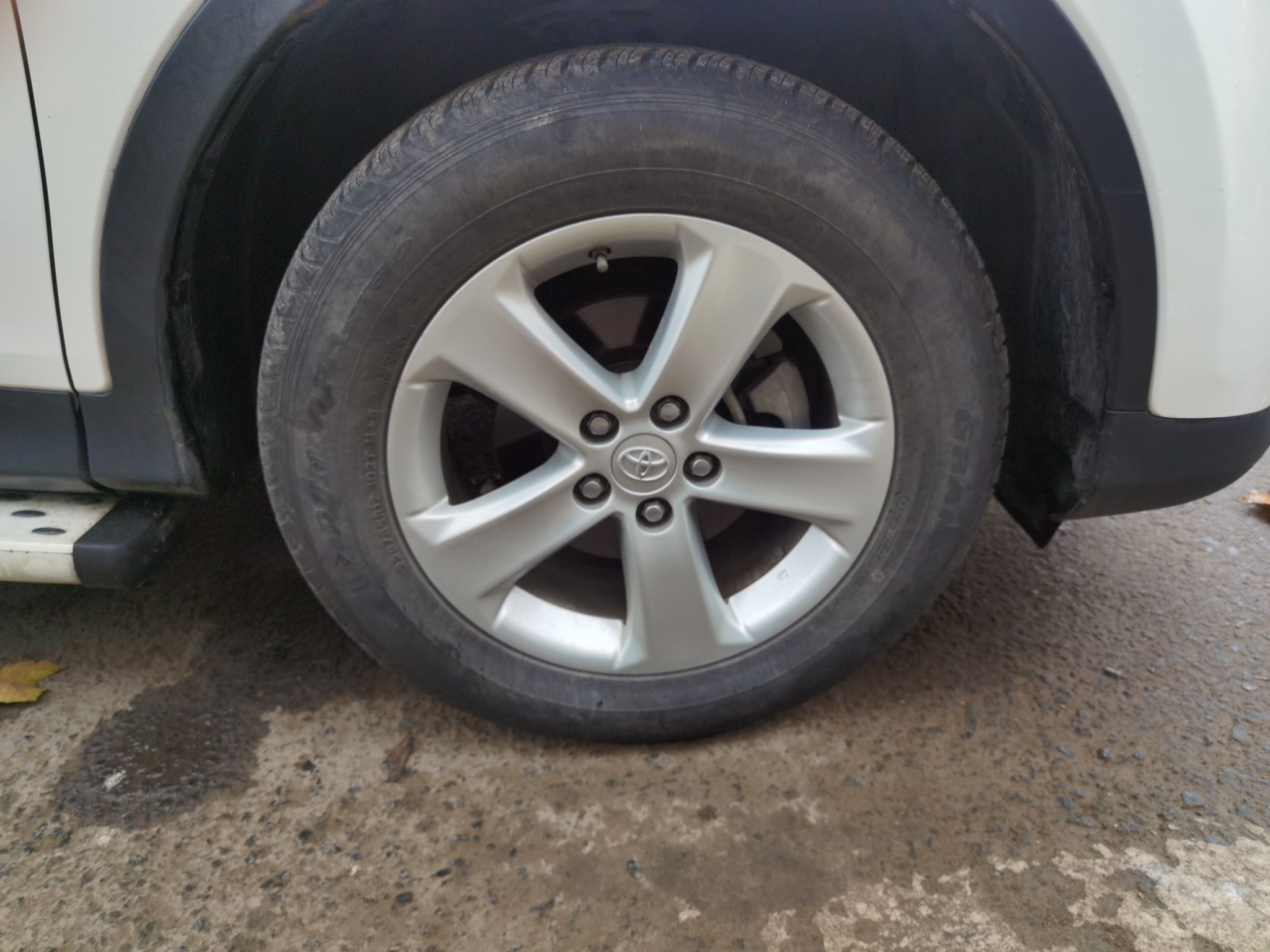 Used Toyota RAV4 2013 2.0L CVT Four-Wheel Drive Fashion Edition