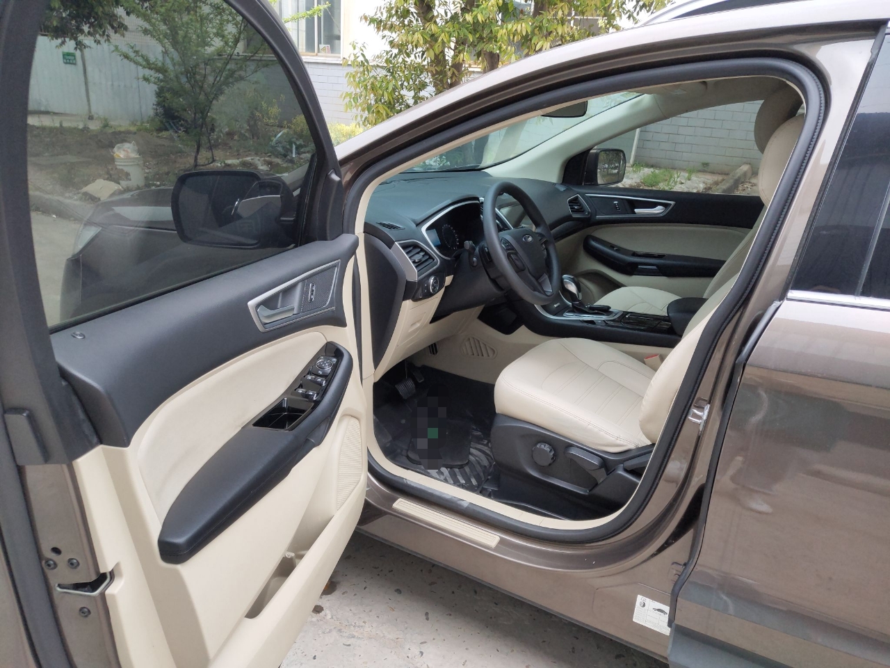 Used Ford Edge 2016 EcoBoost 245 Two-Wheel-Drive Titanium 5-Seater
