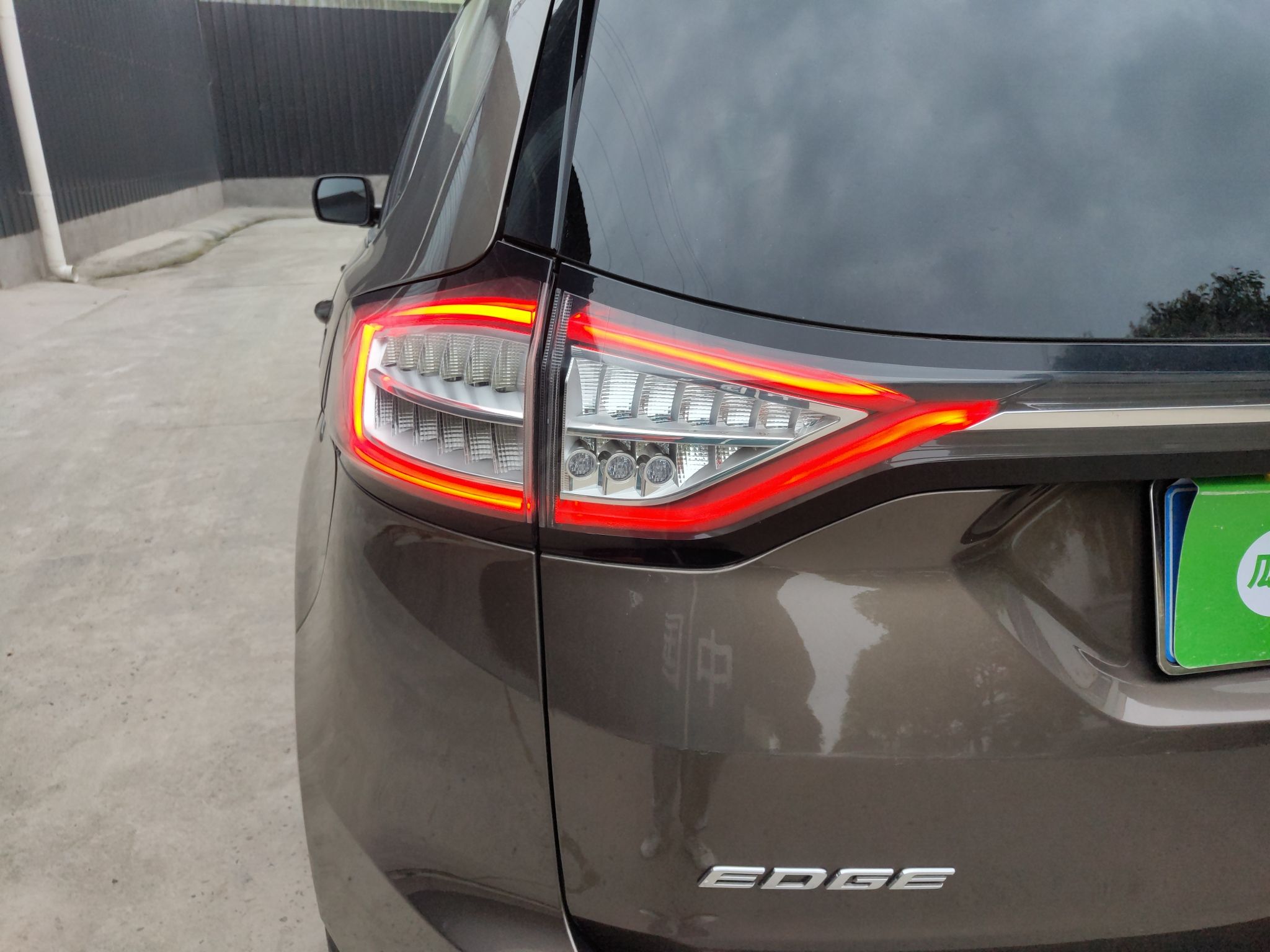 Used Ford Edge 2016 EcoBoost 245 Two-Wheel-Drive Titanium 5-Seater
