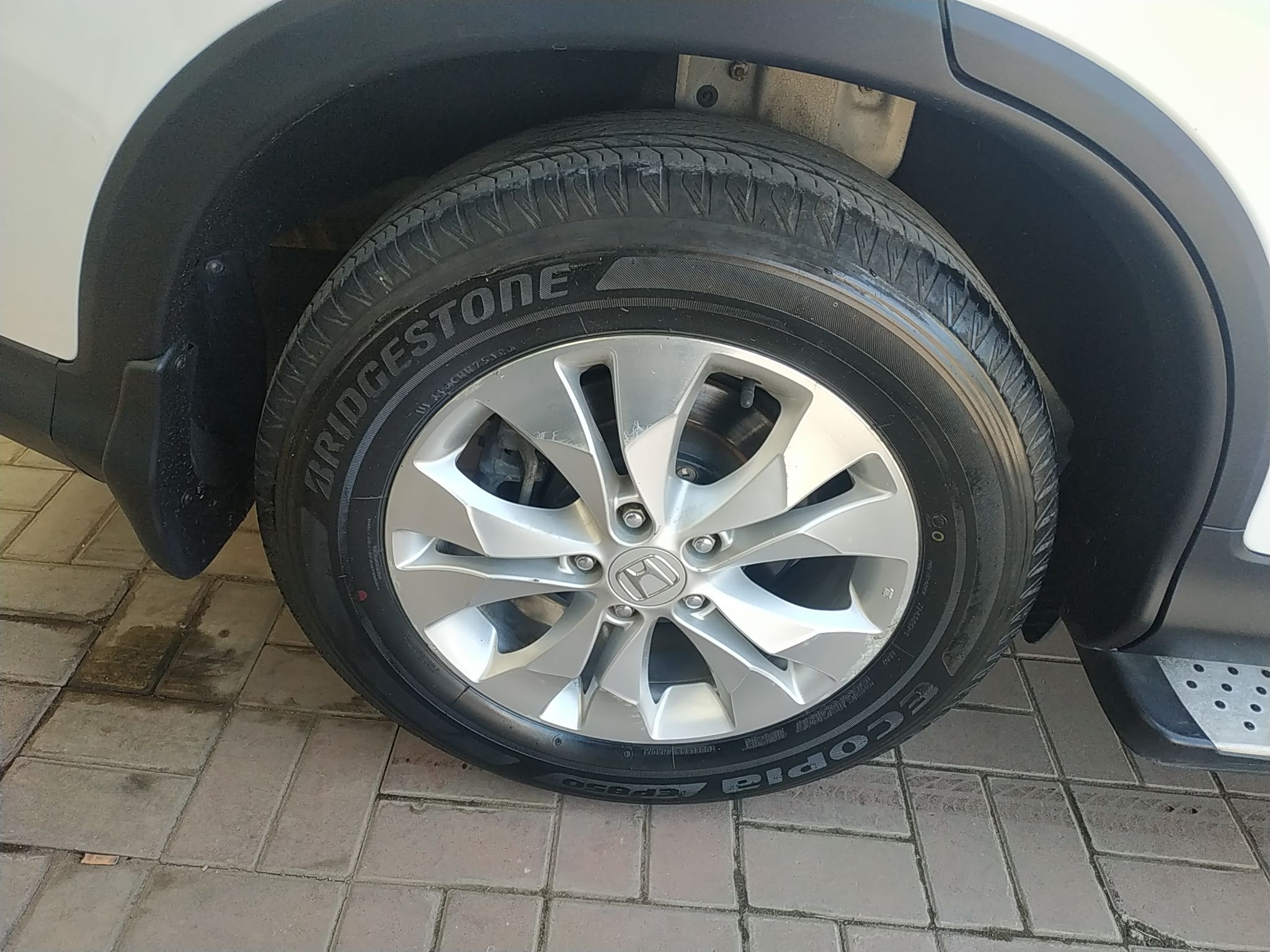 Used Honda CR-V 2013 2.4L Two-Wheel-Drive Luxury Edition
