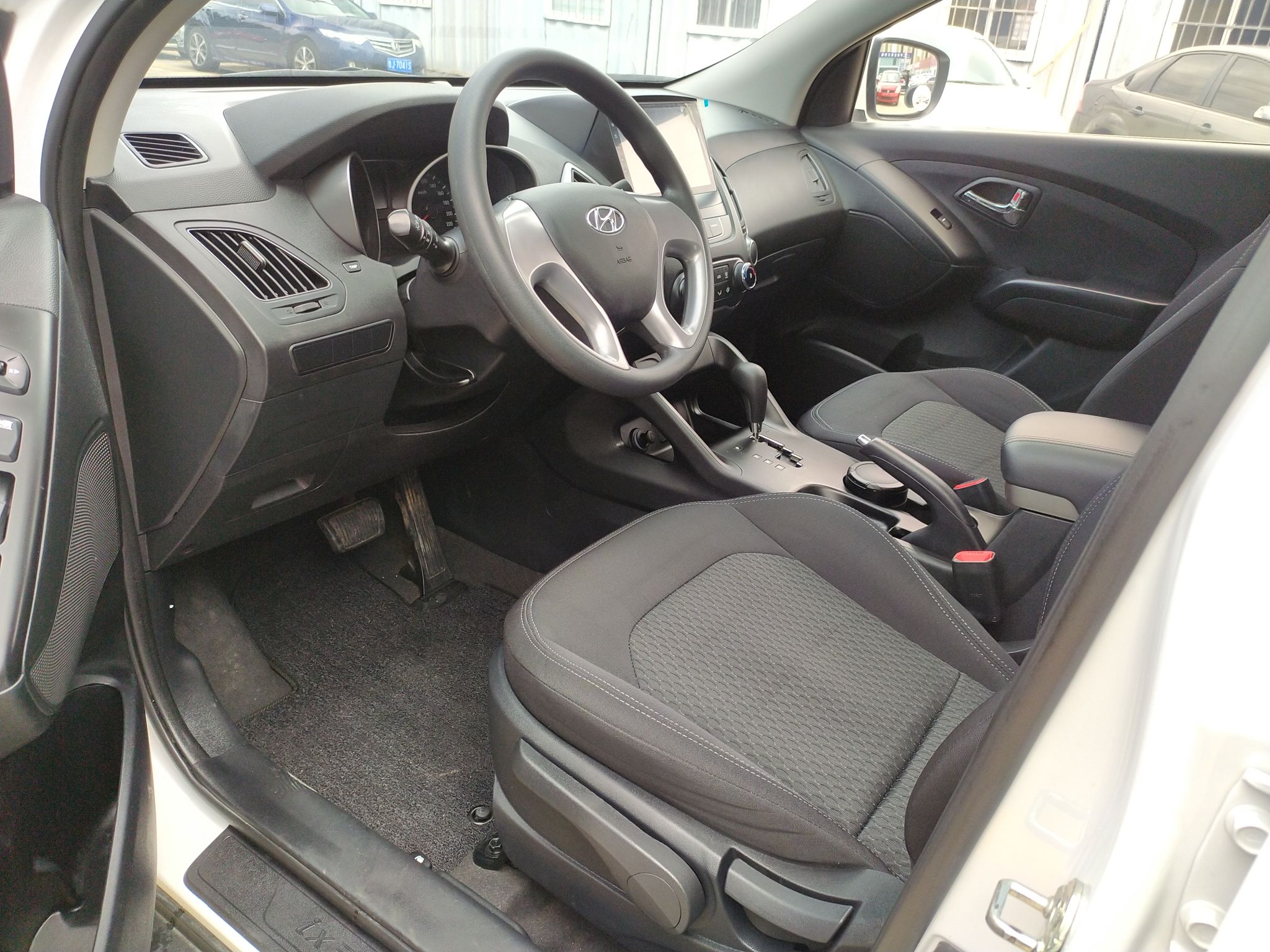 Used Hyundai ix35 2015 2.0L Automatic 2WD Comfort Edition China V Standard