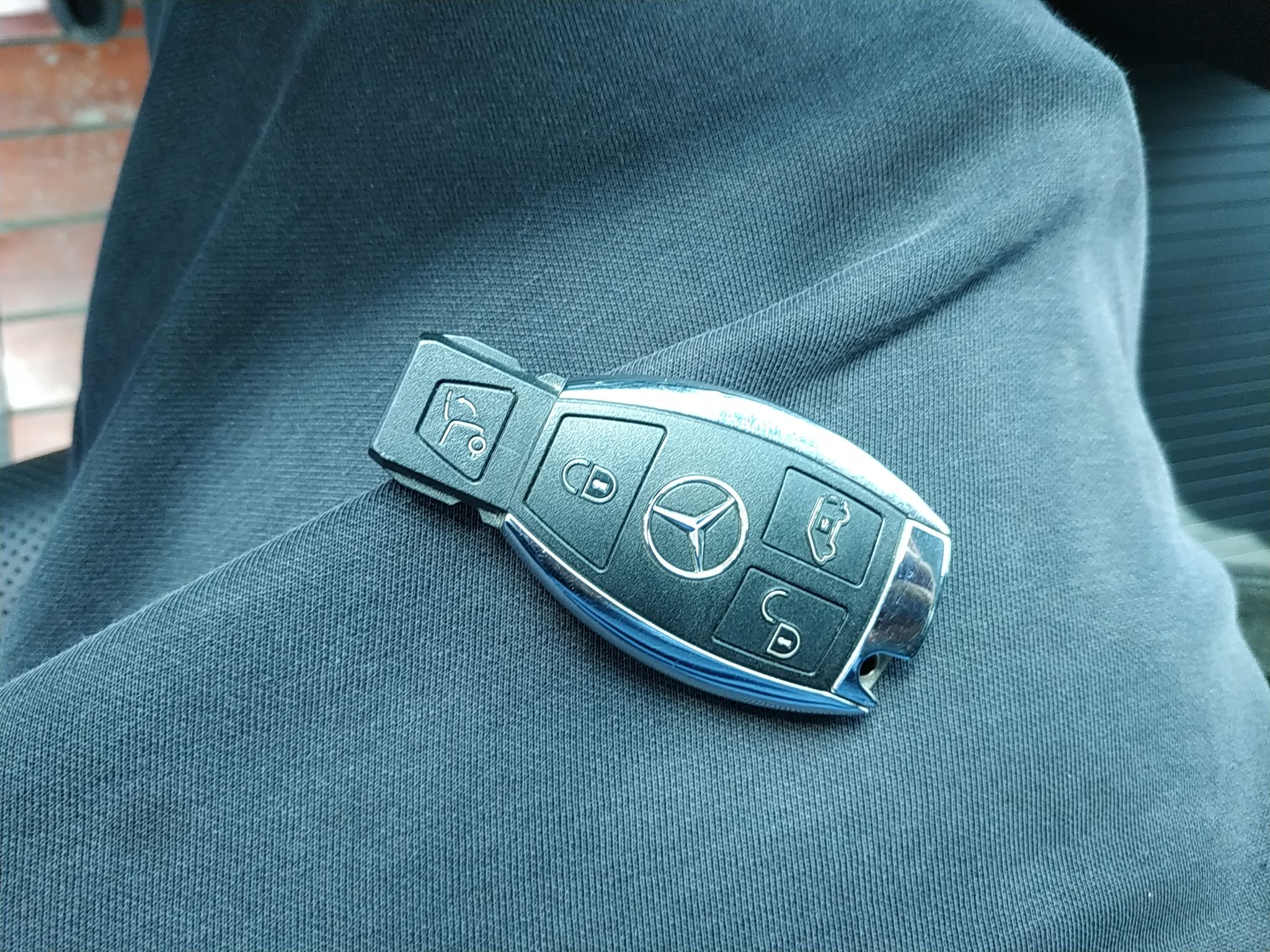 Used Mercedes-Benz V-Class 2017 V 260 Avantgarde Edition
