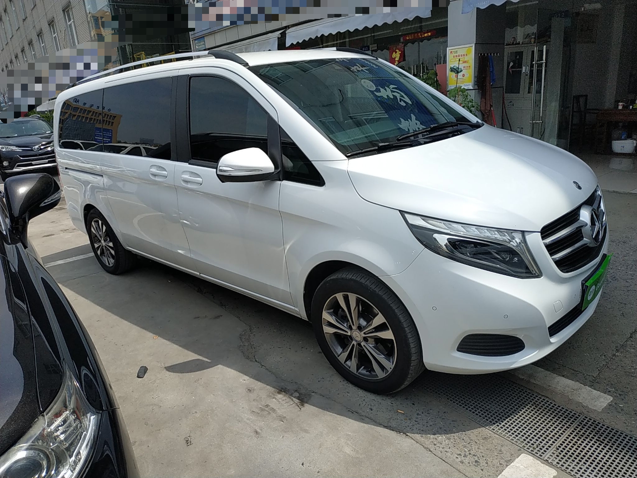 Used Mercedes-Benz V-Class 2017 V 260 Avantgarde Edition
