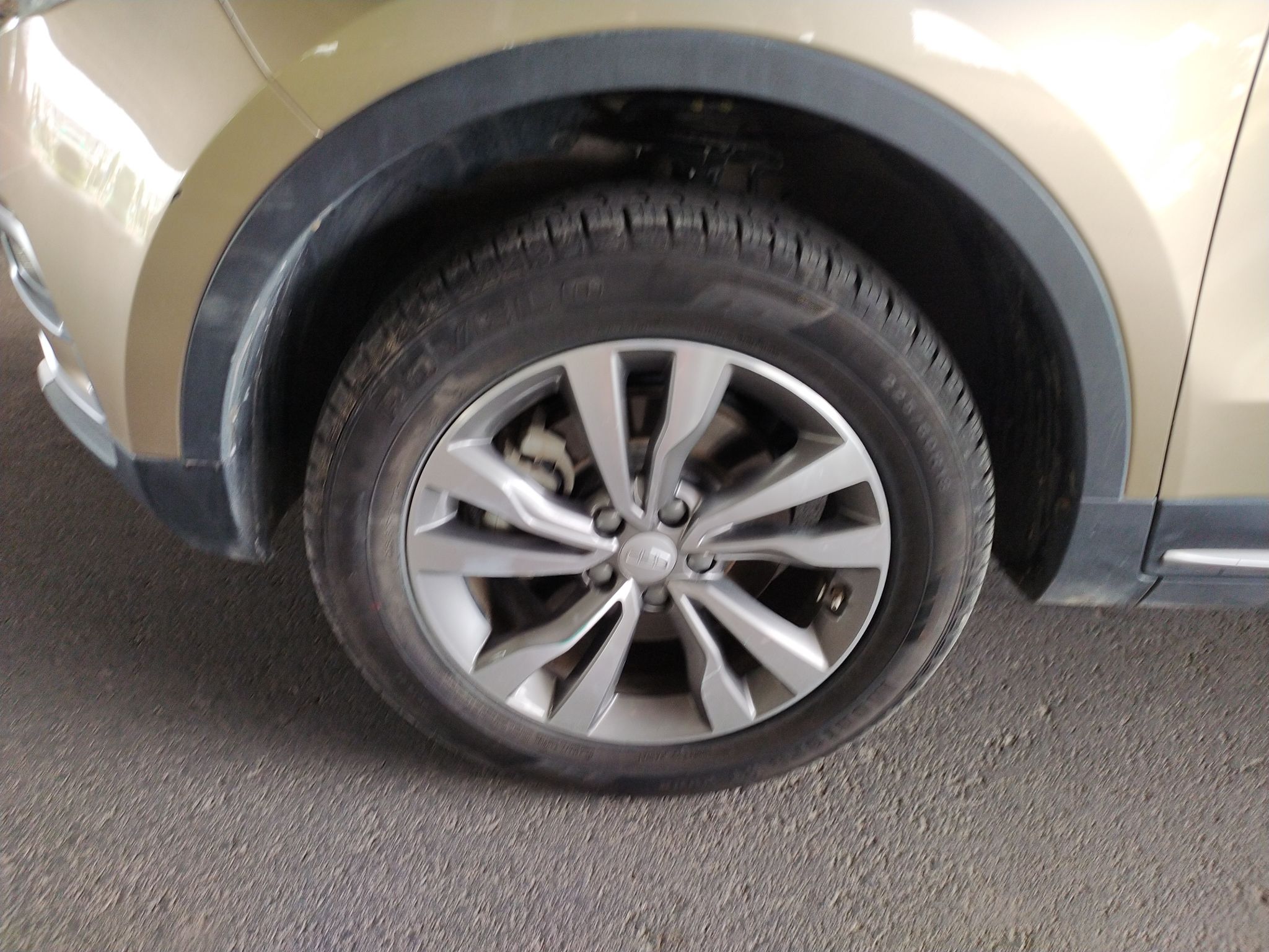 Used Geely Auto Emgrand X7 Sport 2016 1.8TD Automatic ZhiShang Model
