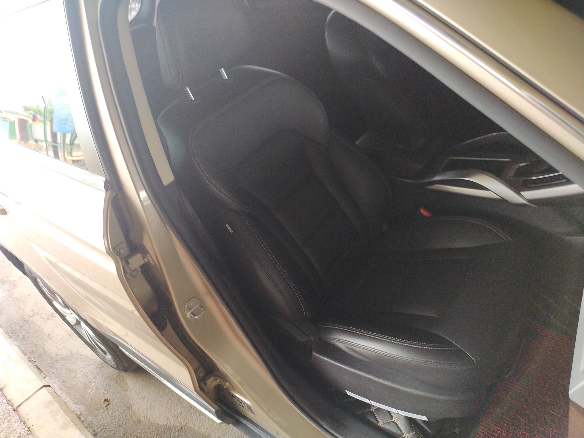 Used Geely Auto Emgrand X7 Sport 2016 1.8TD Automatic ZhiShang Model
