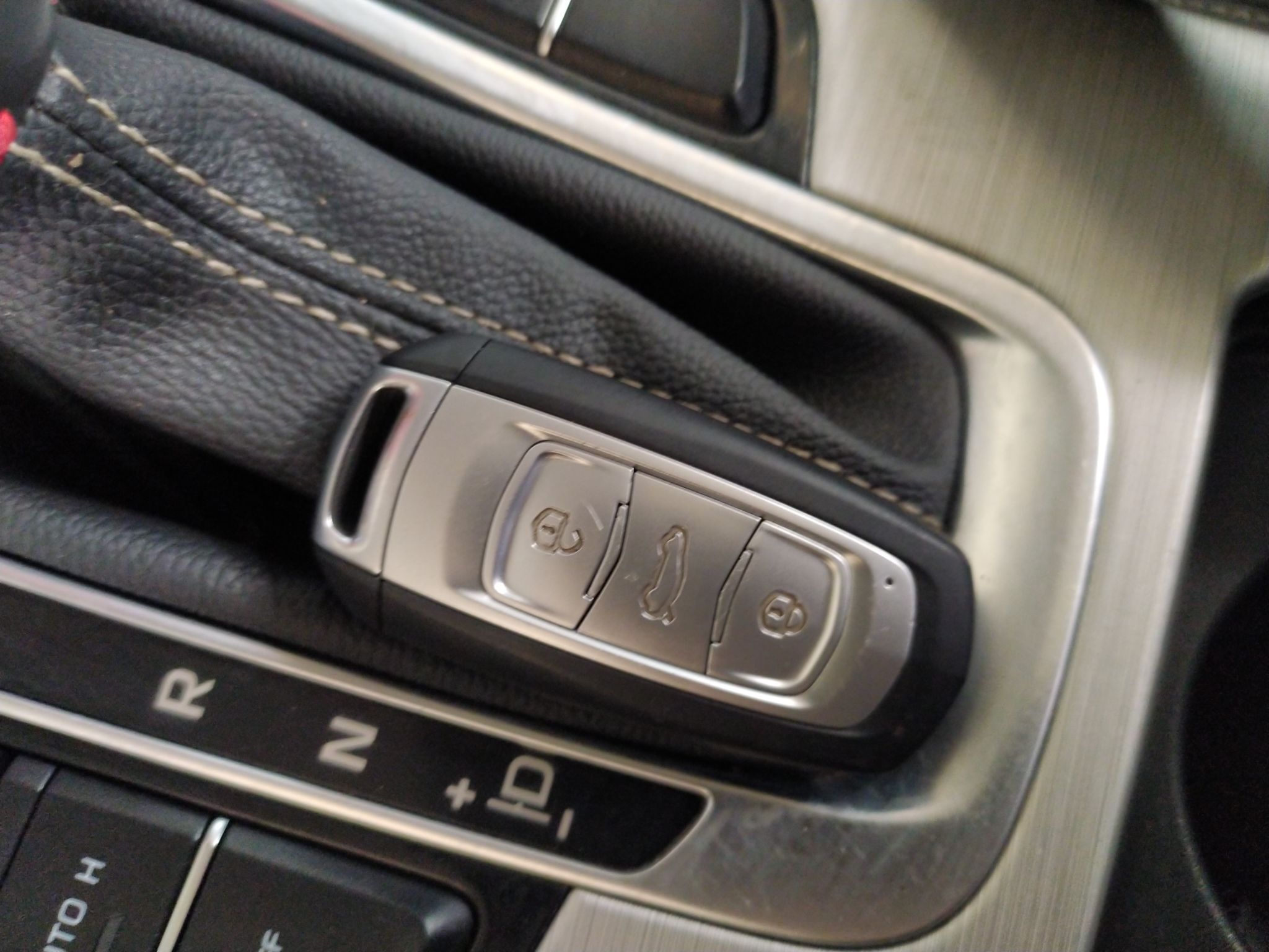 Used Geely Auto Emgrand X7 Sport 2016 1.8TD Automatic ZhiShang Model
