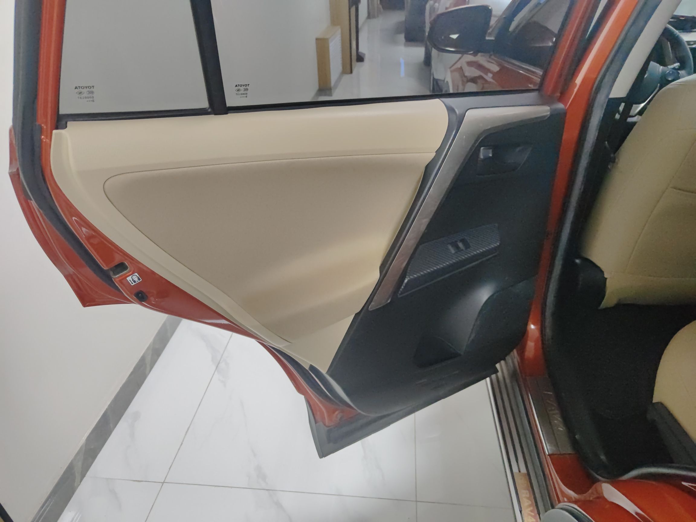 Used Toyota RAV4 2013 2.0L CVT Four-Wheel Drive Fashion Edition
