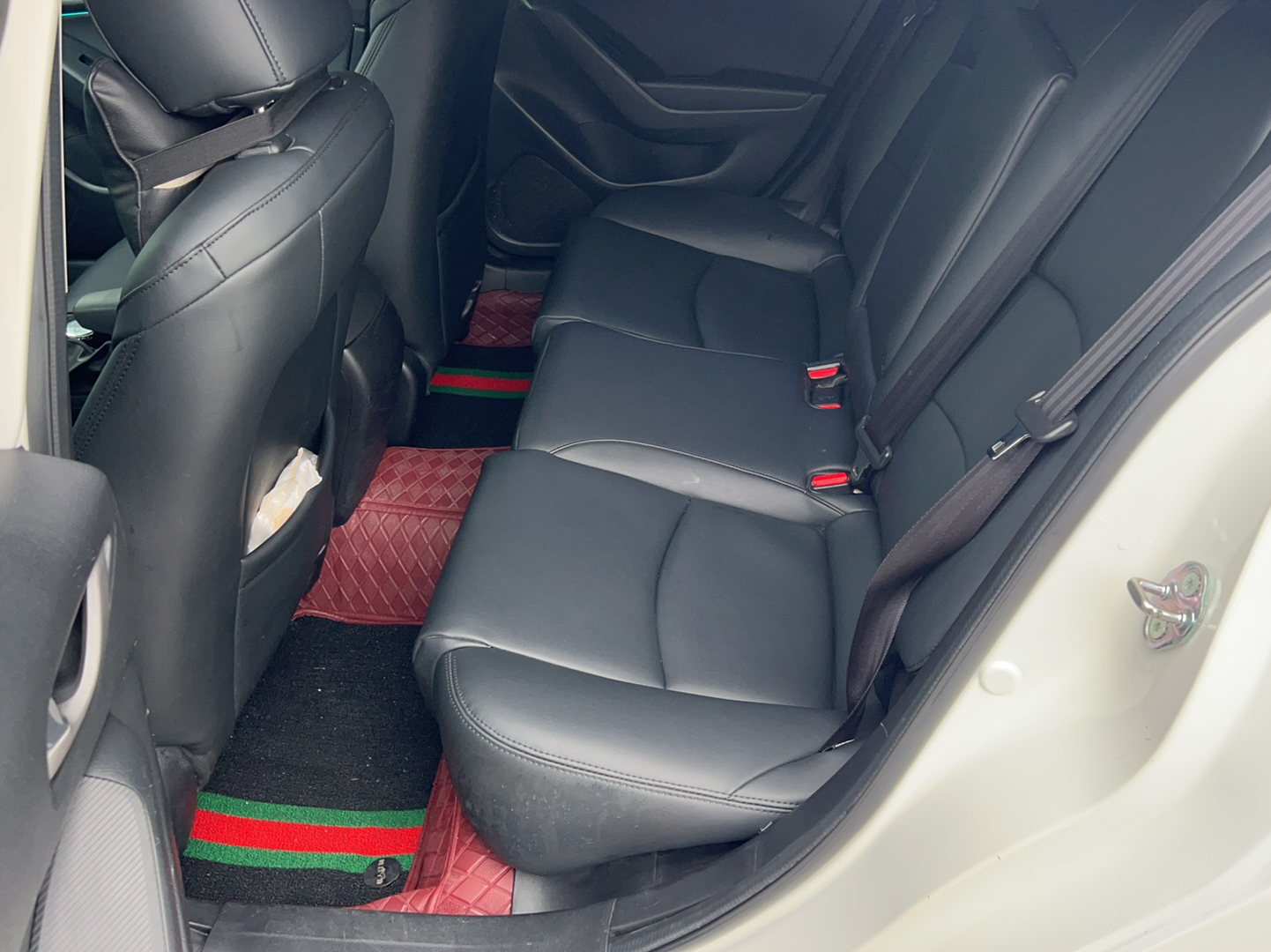 Used Mazda Mazda 3 Axela 2017 Sedan 1.5L Automatic Comfort Model Emission Standard China V
