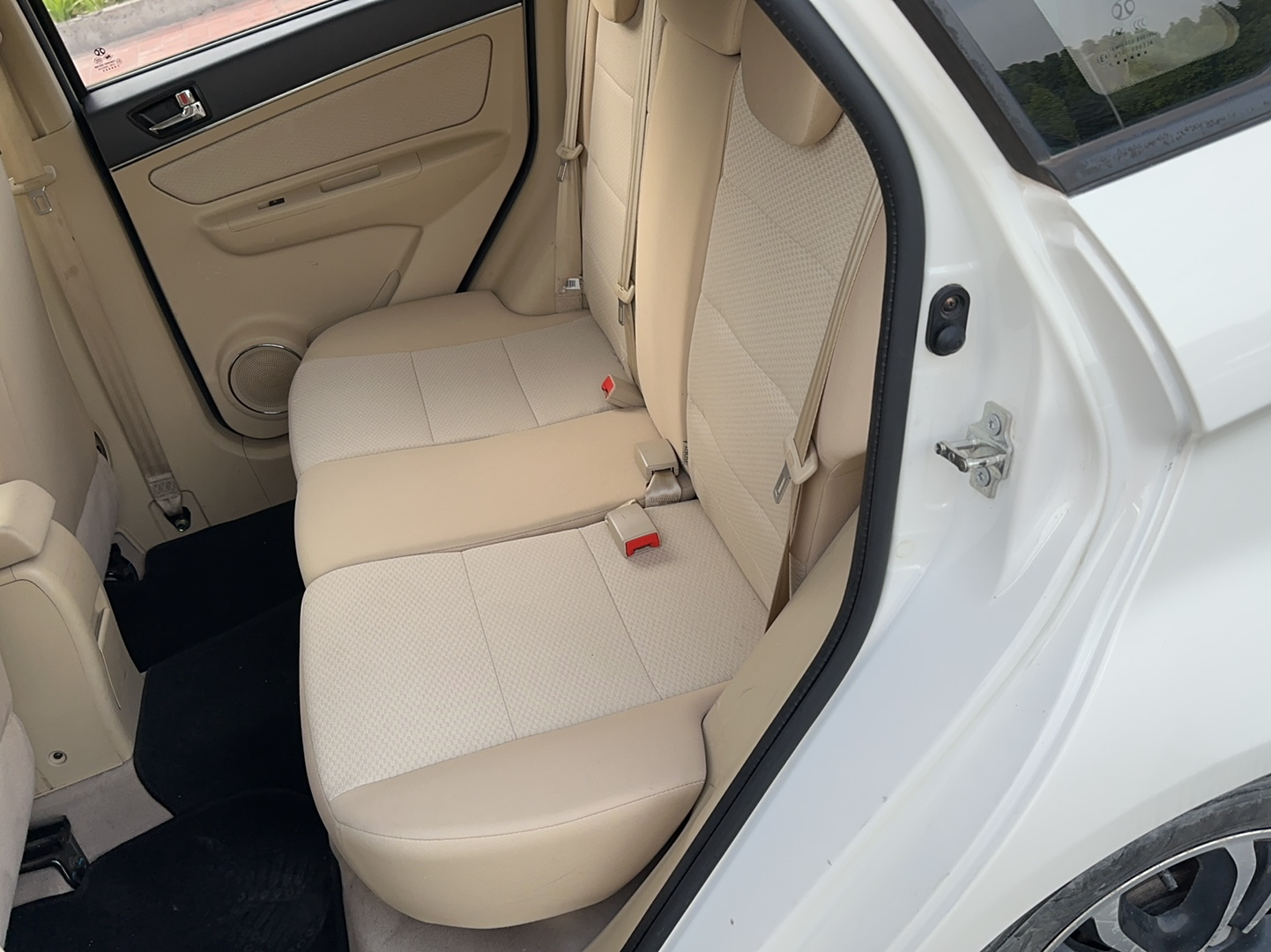 Used BAIC Senova D20 2015 Hatchback 1.5L Manual Lotte Edition