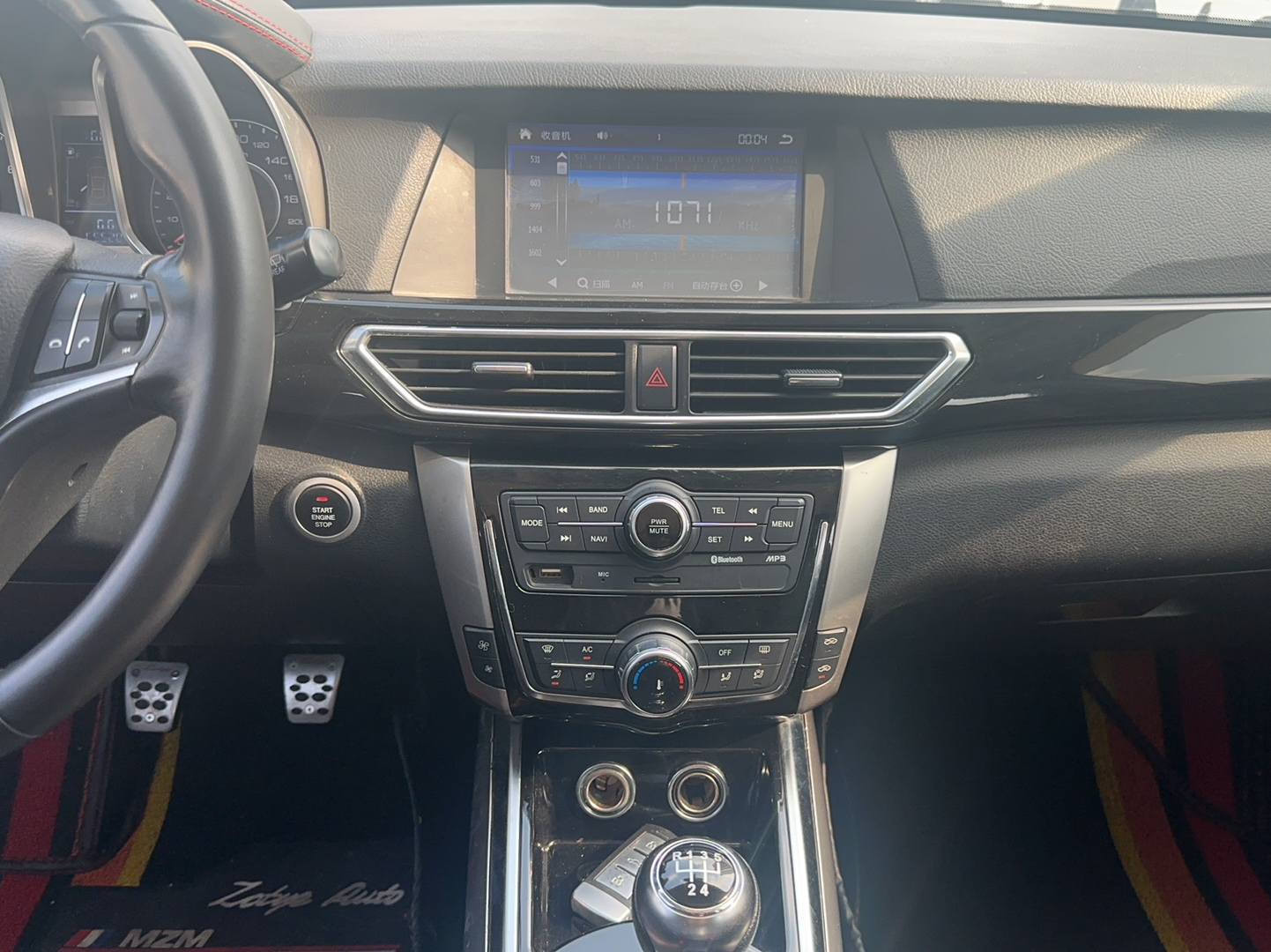 Used Zotye Domy X5 2015 1.5T Manual Luxury Model China V Standard
