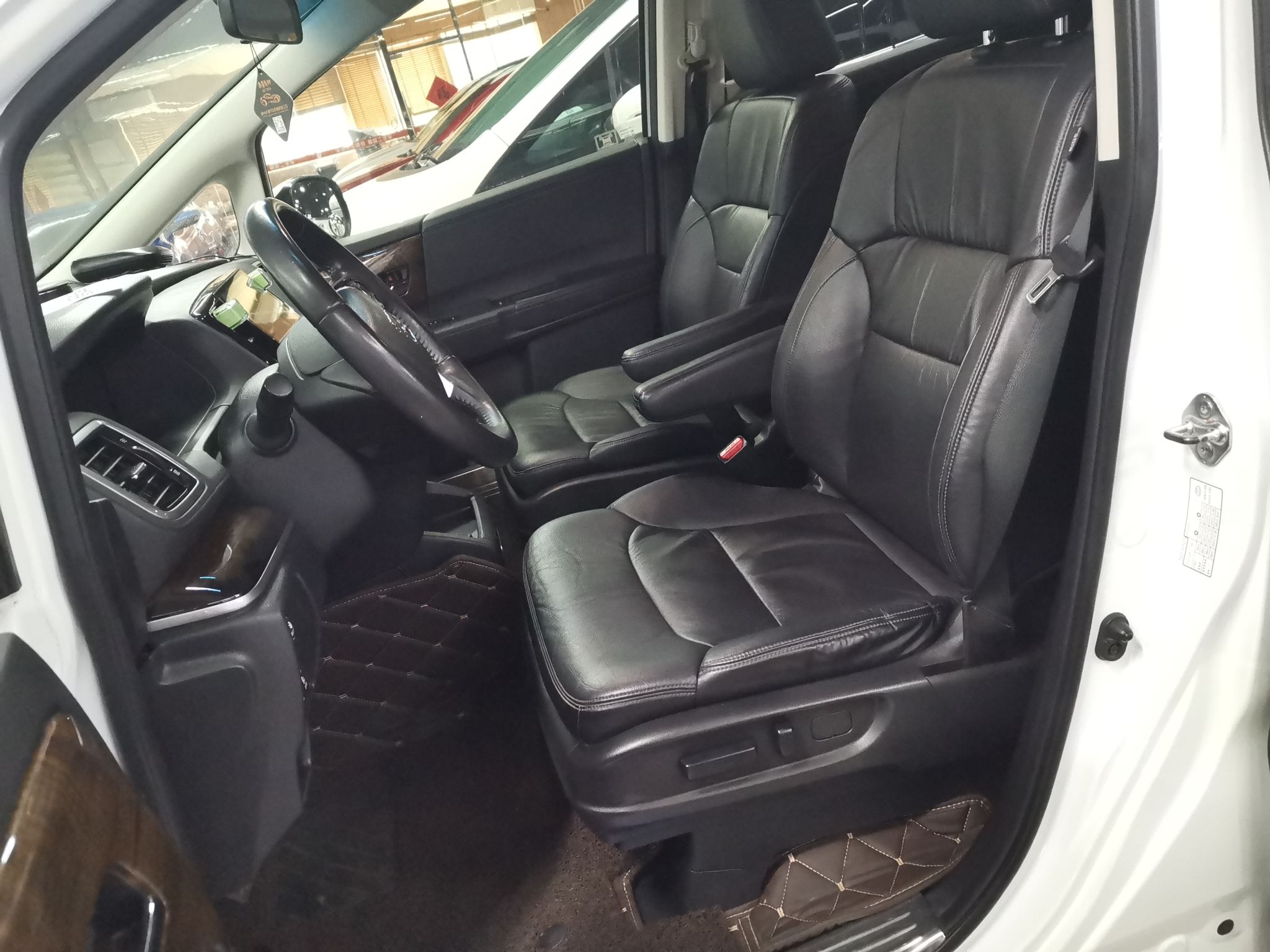 Used Honda Odyssey 2015 Updated Version 2.4L Smart Edition

