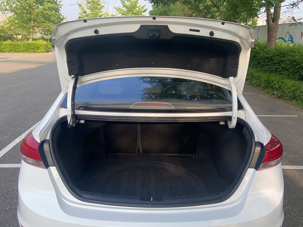 Used Hyundai Elantra 2019 1.5L CVT ZhiXuan – Elite Version
